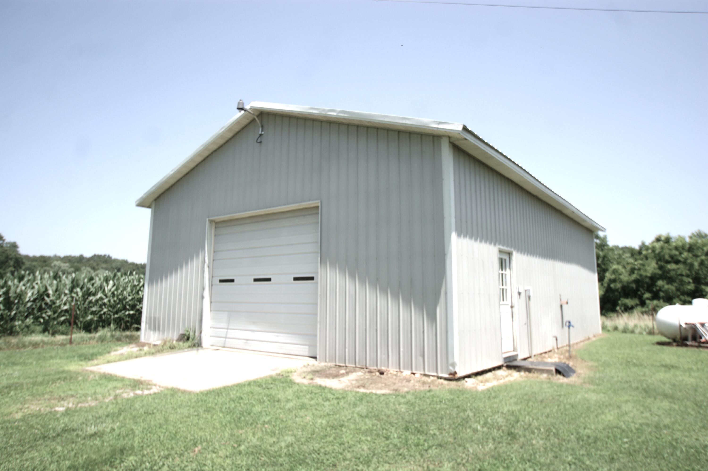 20599 Mink Drive Property Photo 3