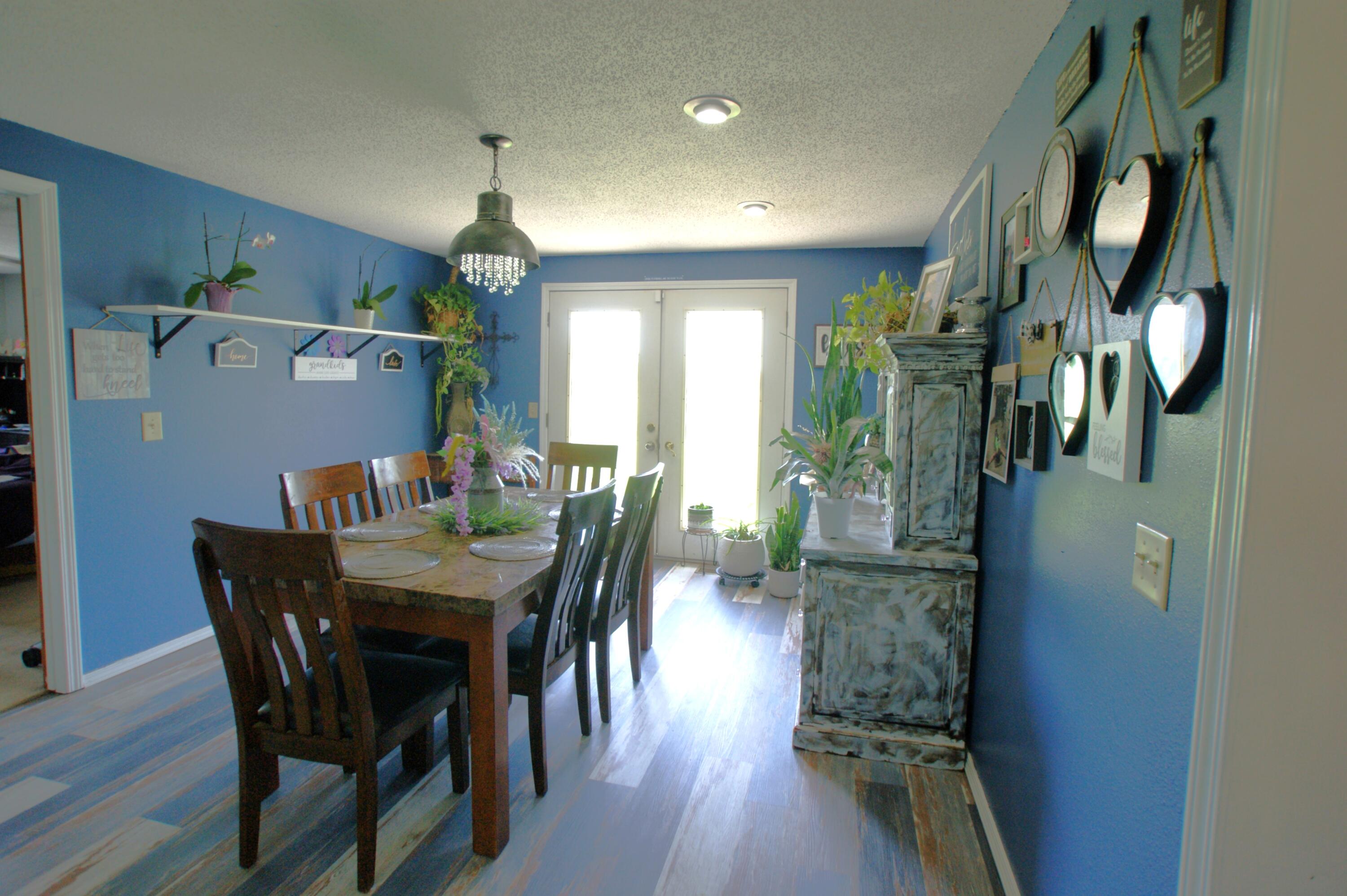 20599 Mink Drive Property Photo 13