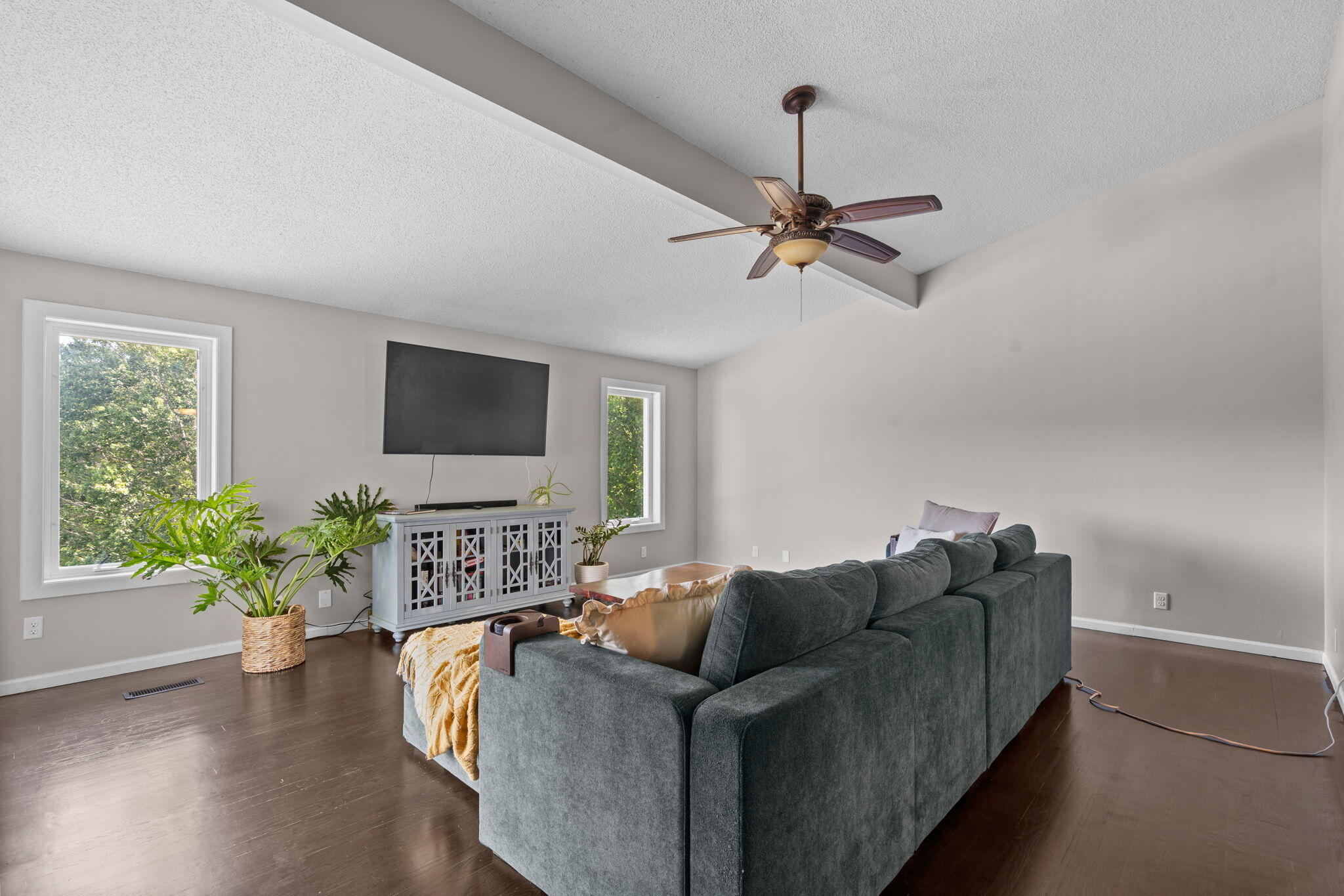 60327884 Property Photo 9