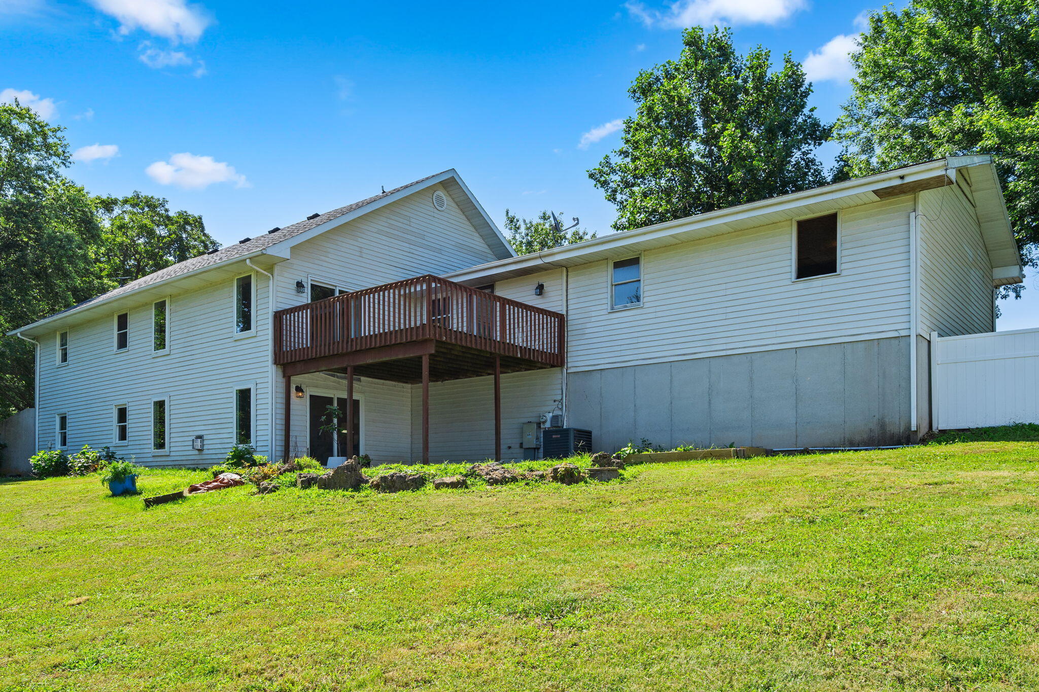 60327884 Property Photo 39