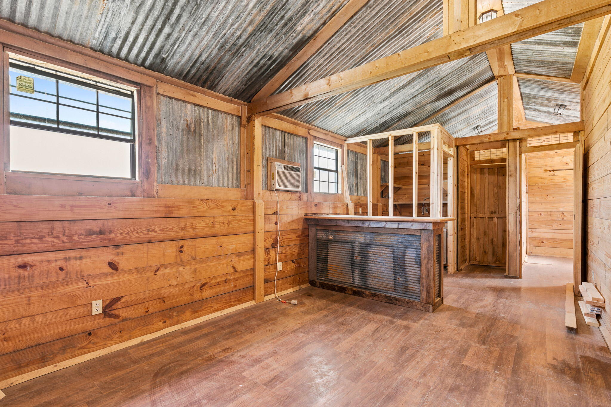 60327884 Property Photo 44