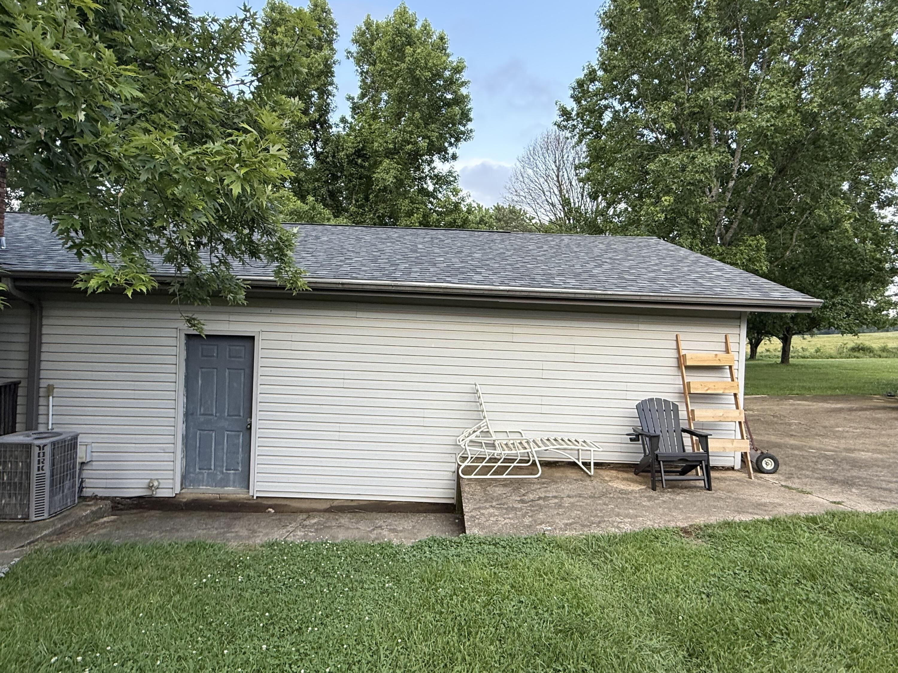 9013 County Road 6750 Property Photo 6