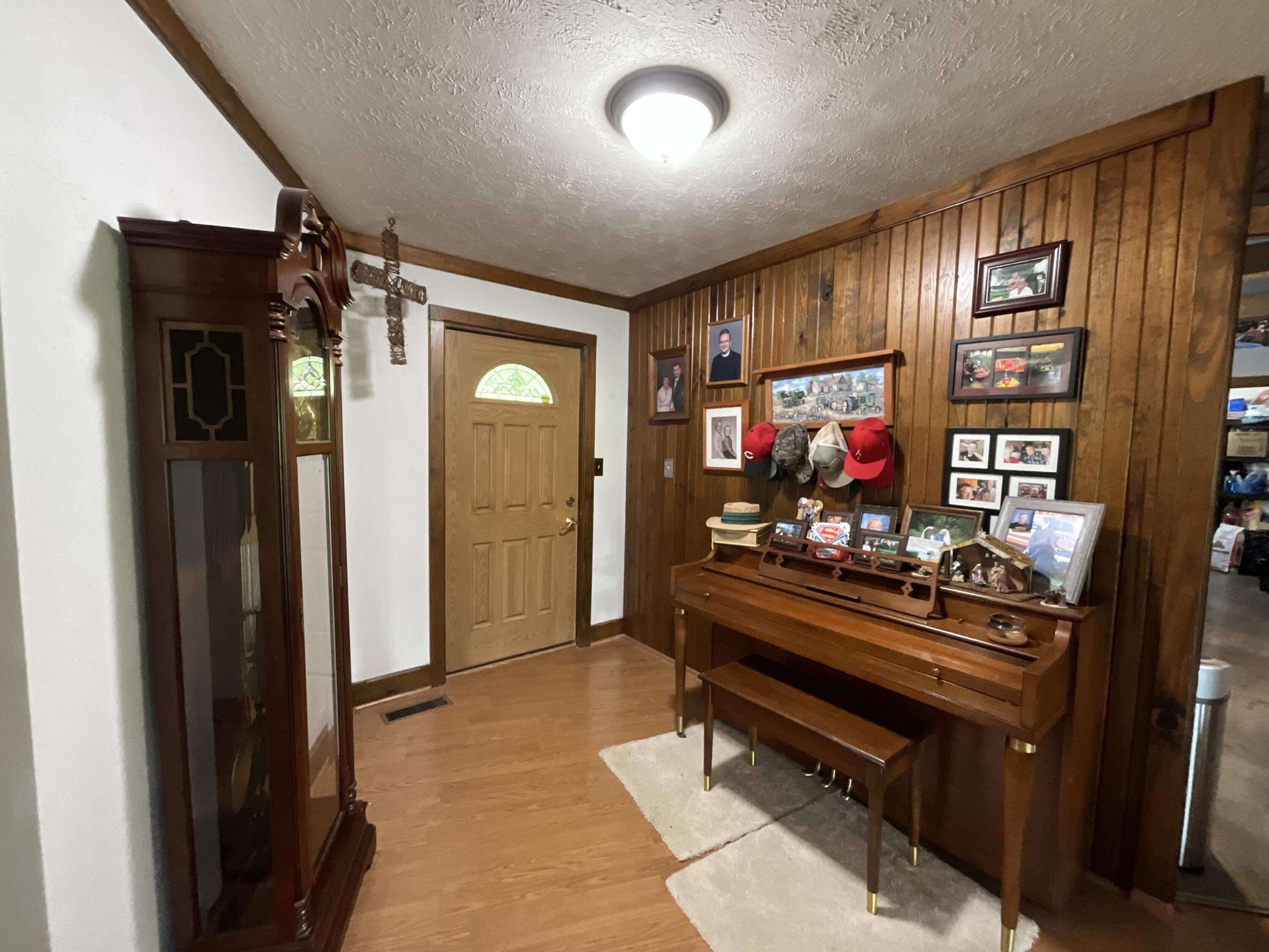 9013 County Road 6750 Property Photo 11