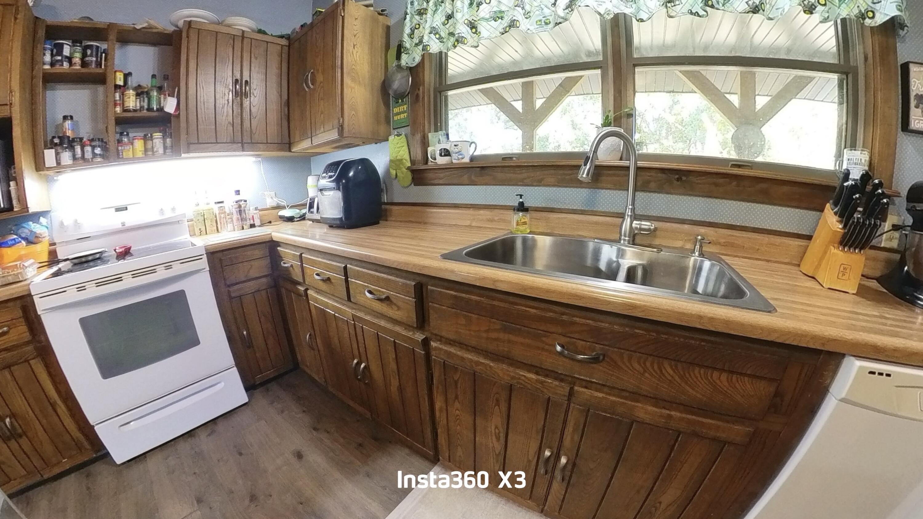 9013 County Road 6750 Property Photo 13