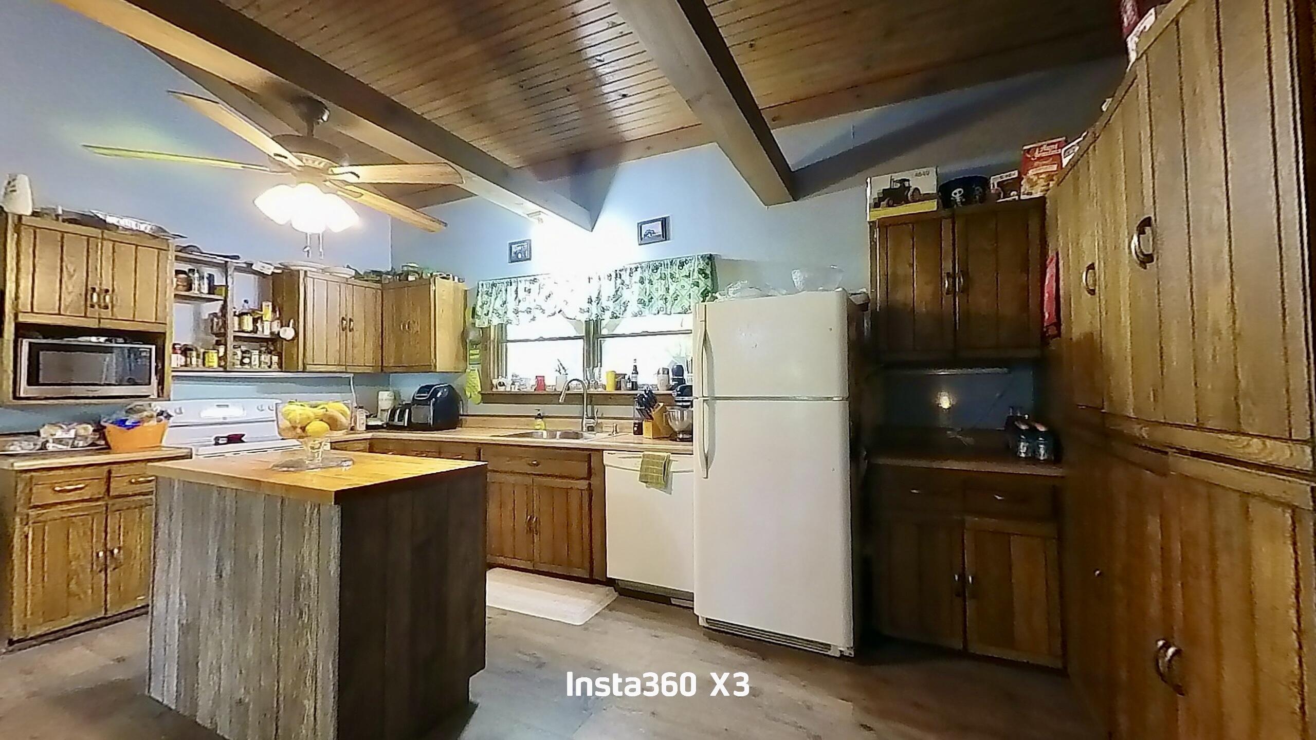9013 County Road 6750 Property Photo 15