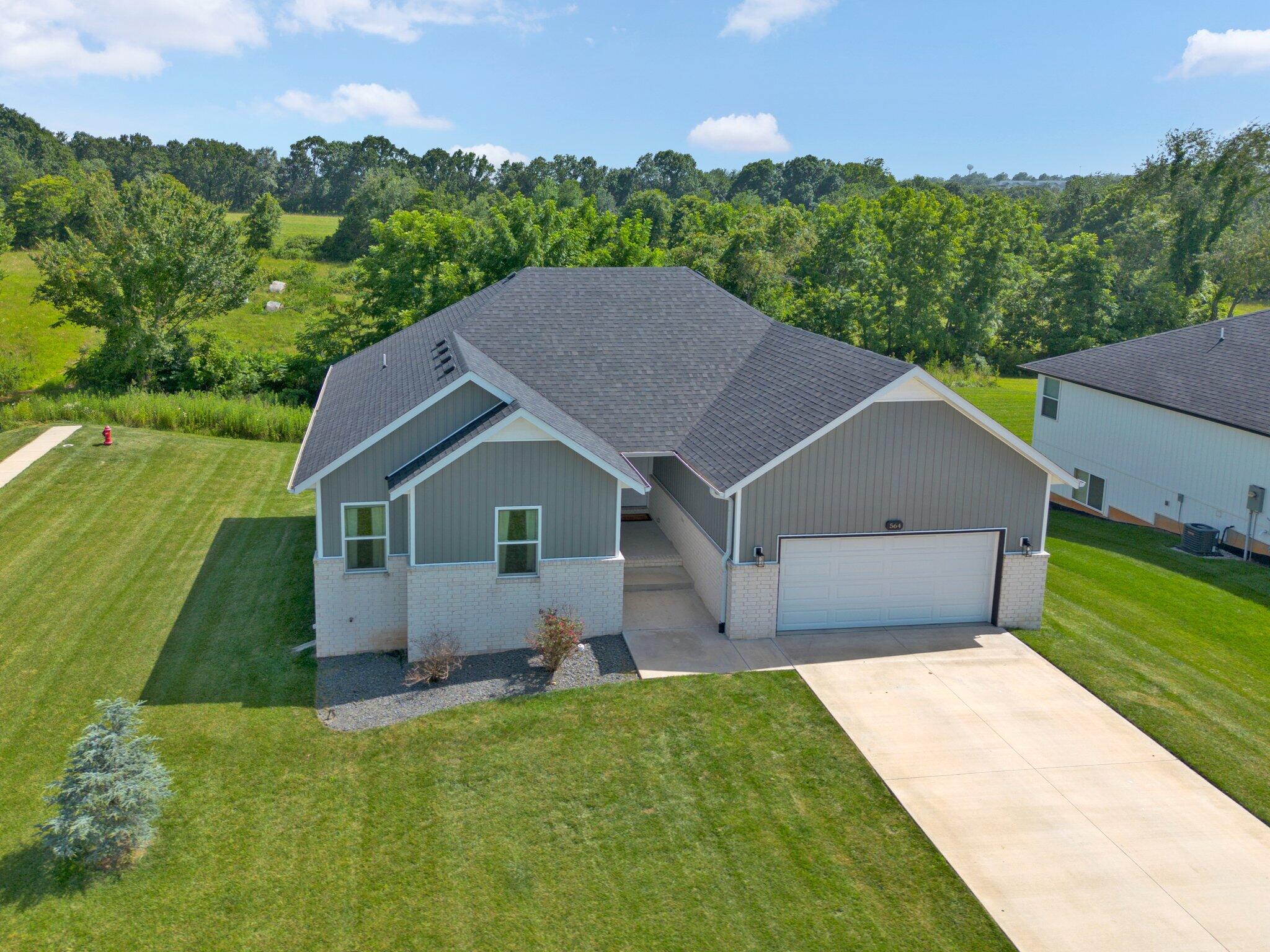564 Delaware Court Property Photo 1