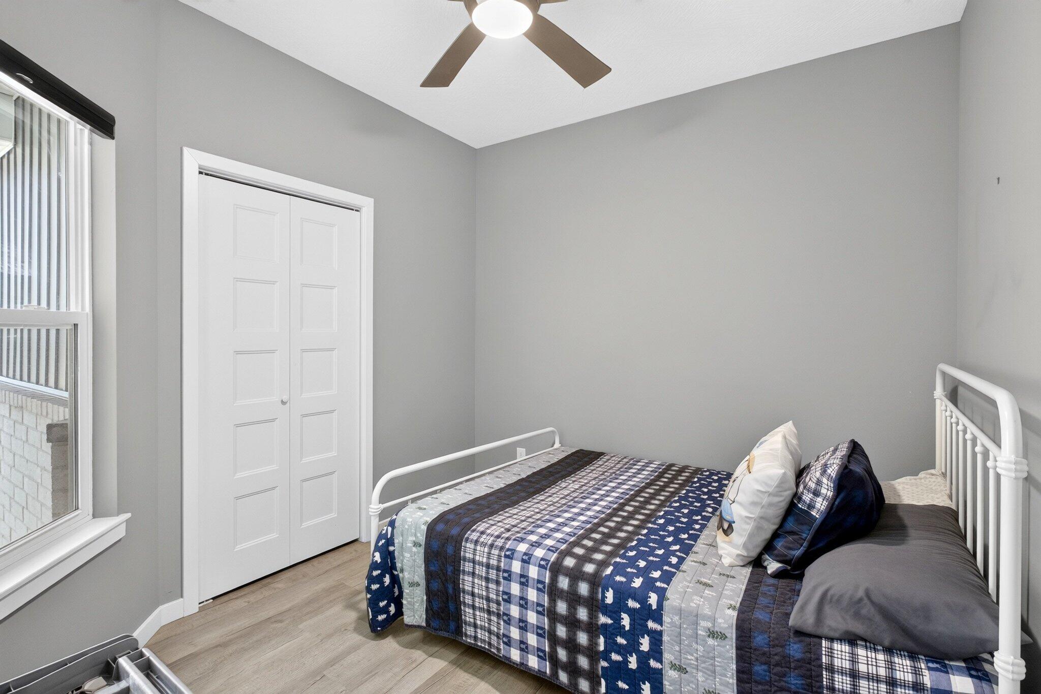 564 Delaware Court Property Photo 16