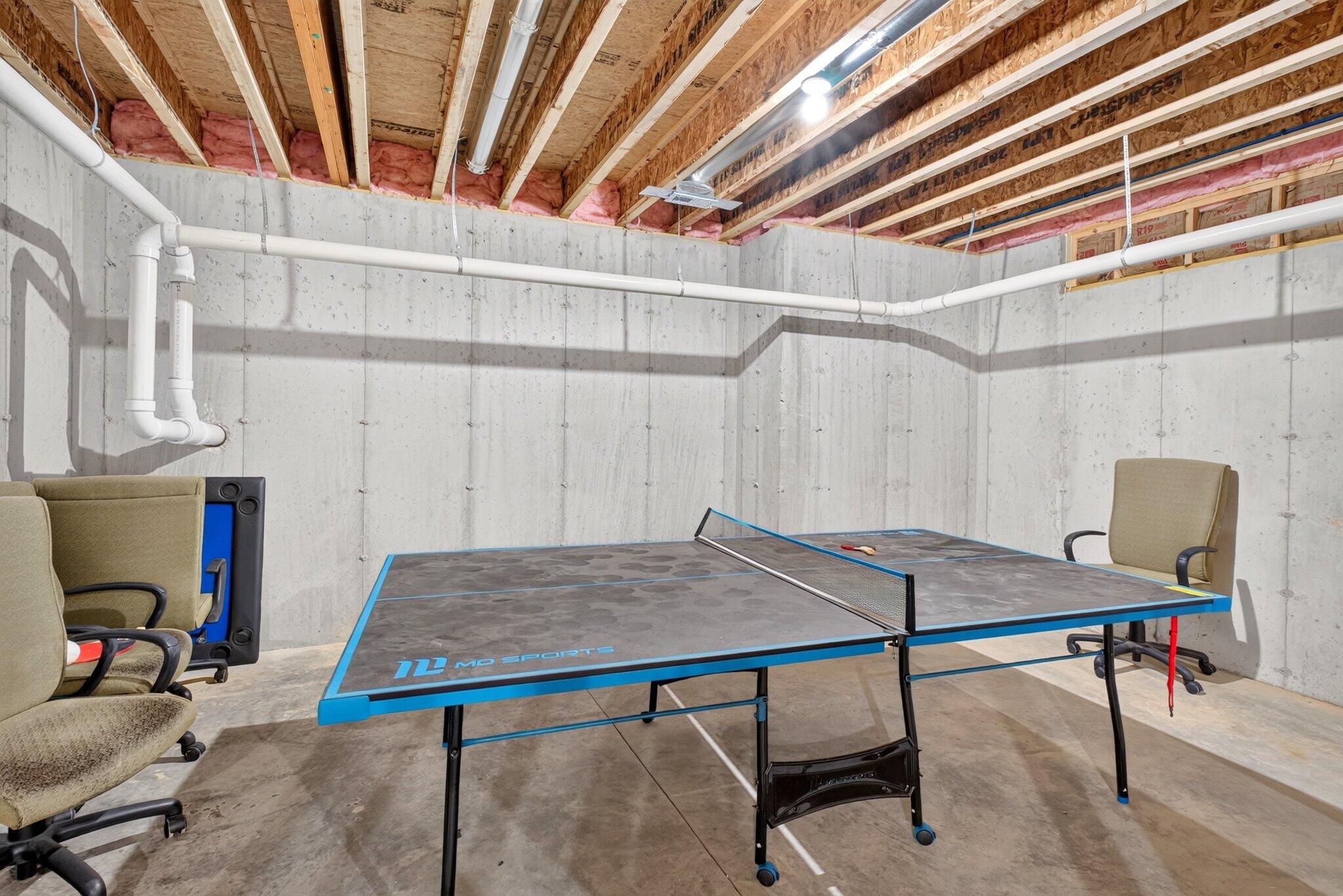 564 Delaware Court Property Photo 28