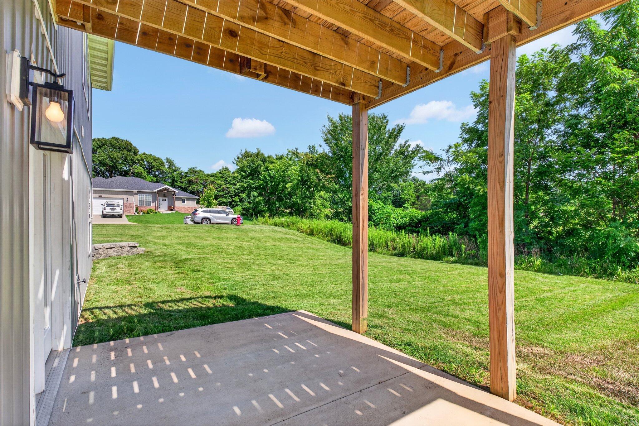 564 Delaware Court Property Photo 29