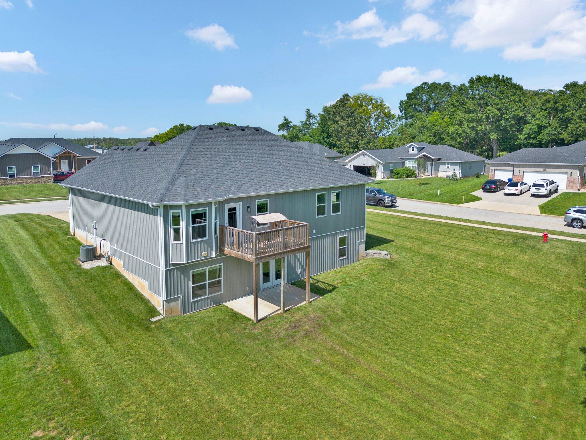 564 Delaware Court Property Photo 31
