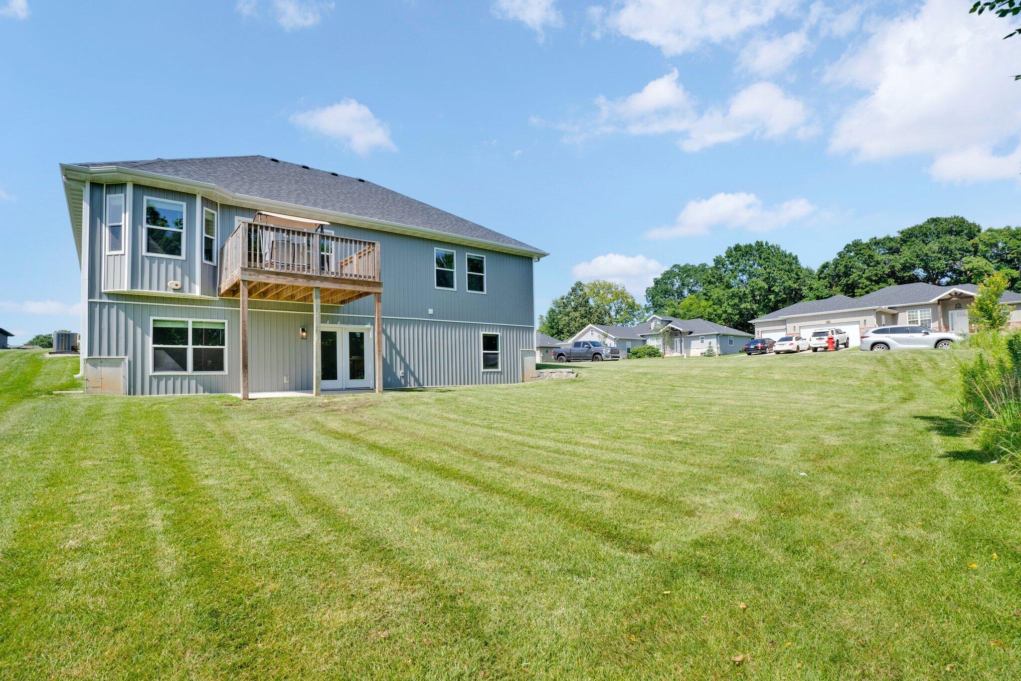 564 Delaware Court Property Photo 33