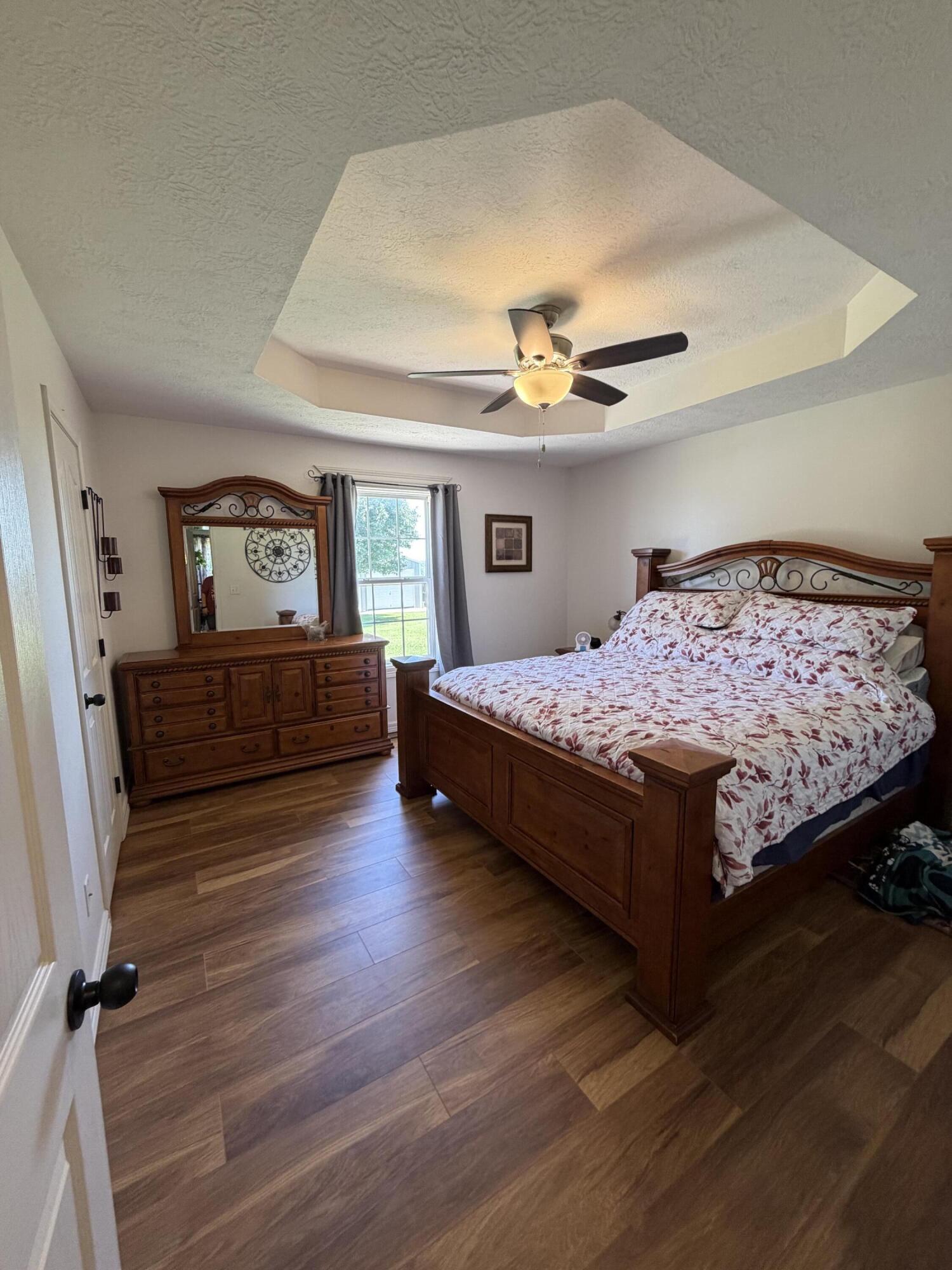 21092 Lawrence 1212 Property Photo 13