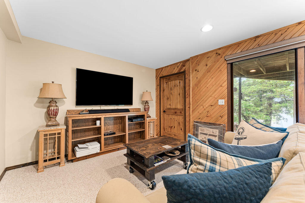 91 Blueview Lane Property Photo 33