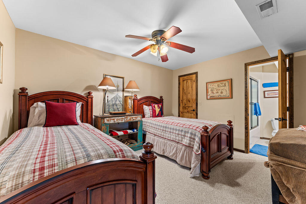 91 Blueview Lane Property Photo 36