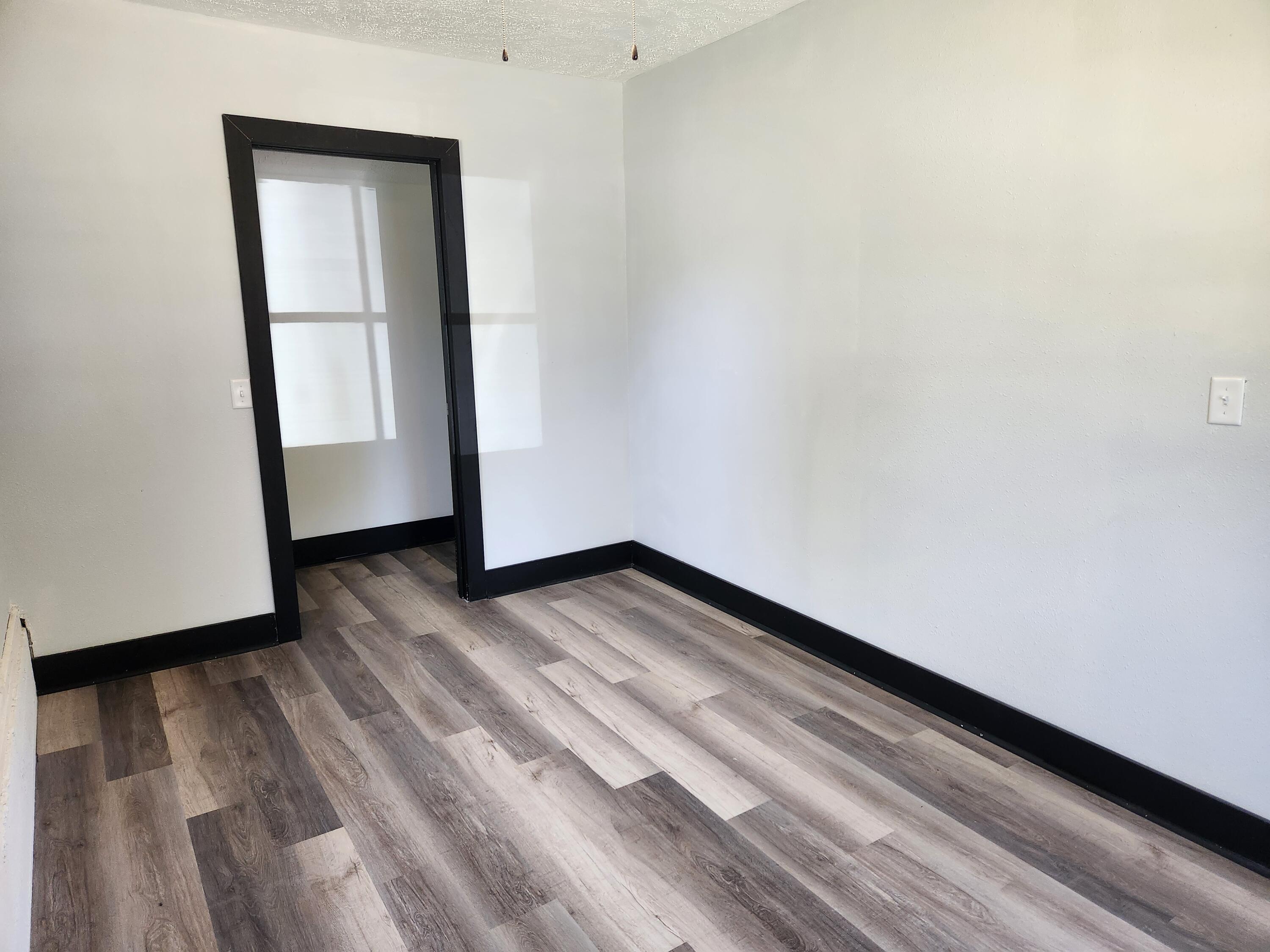 524 West Jackson Street Property Photo 12