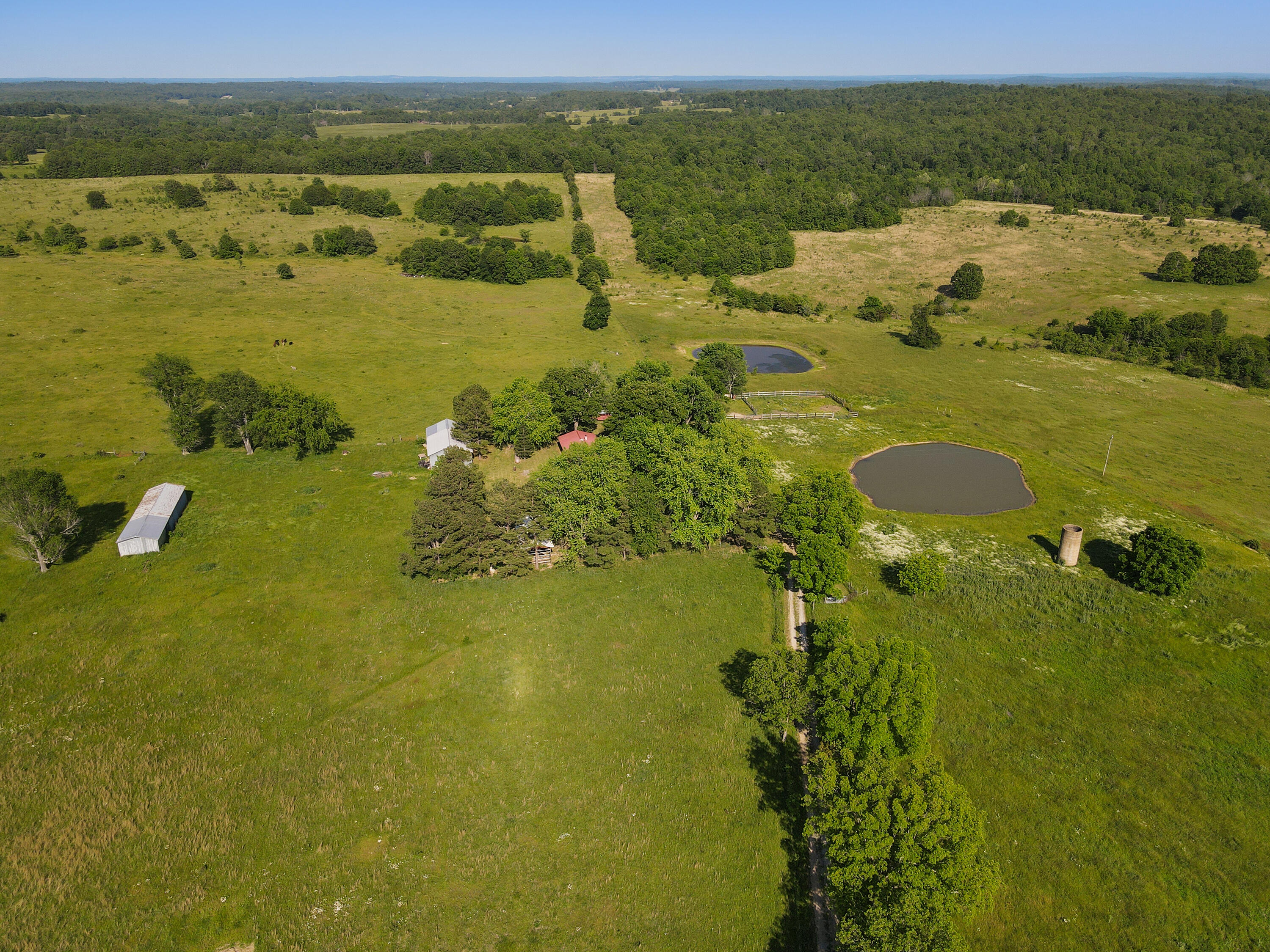 9593 County Road 9660 Property Photo 5
