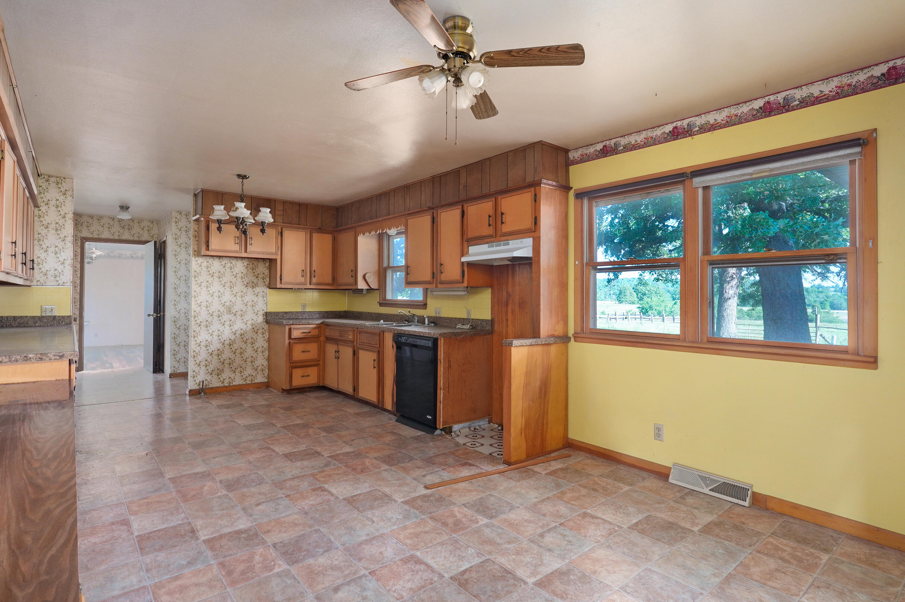 9593 County Road 9660 Property Photo 21