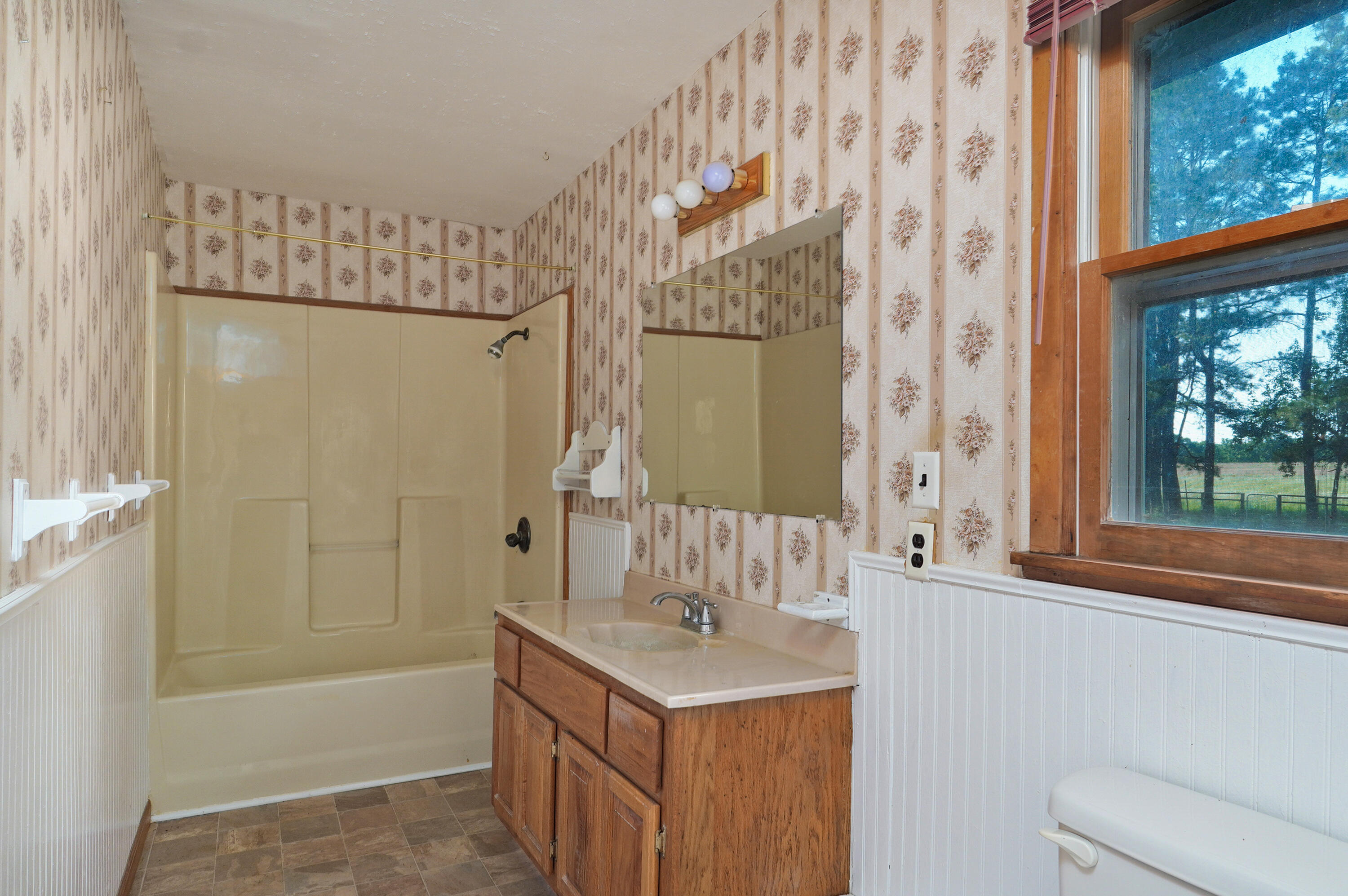 9593 County Road 9660 Property Photo 28