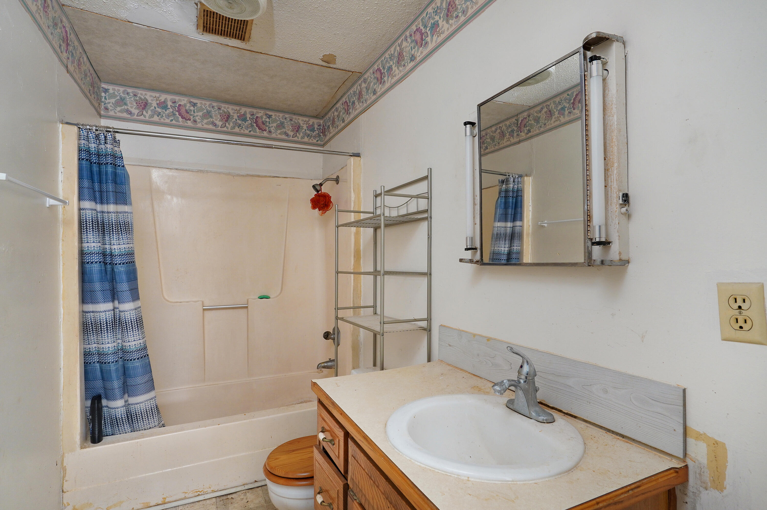 9593 County Road 9660 Property Photo 60