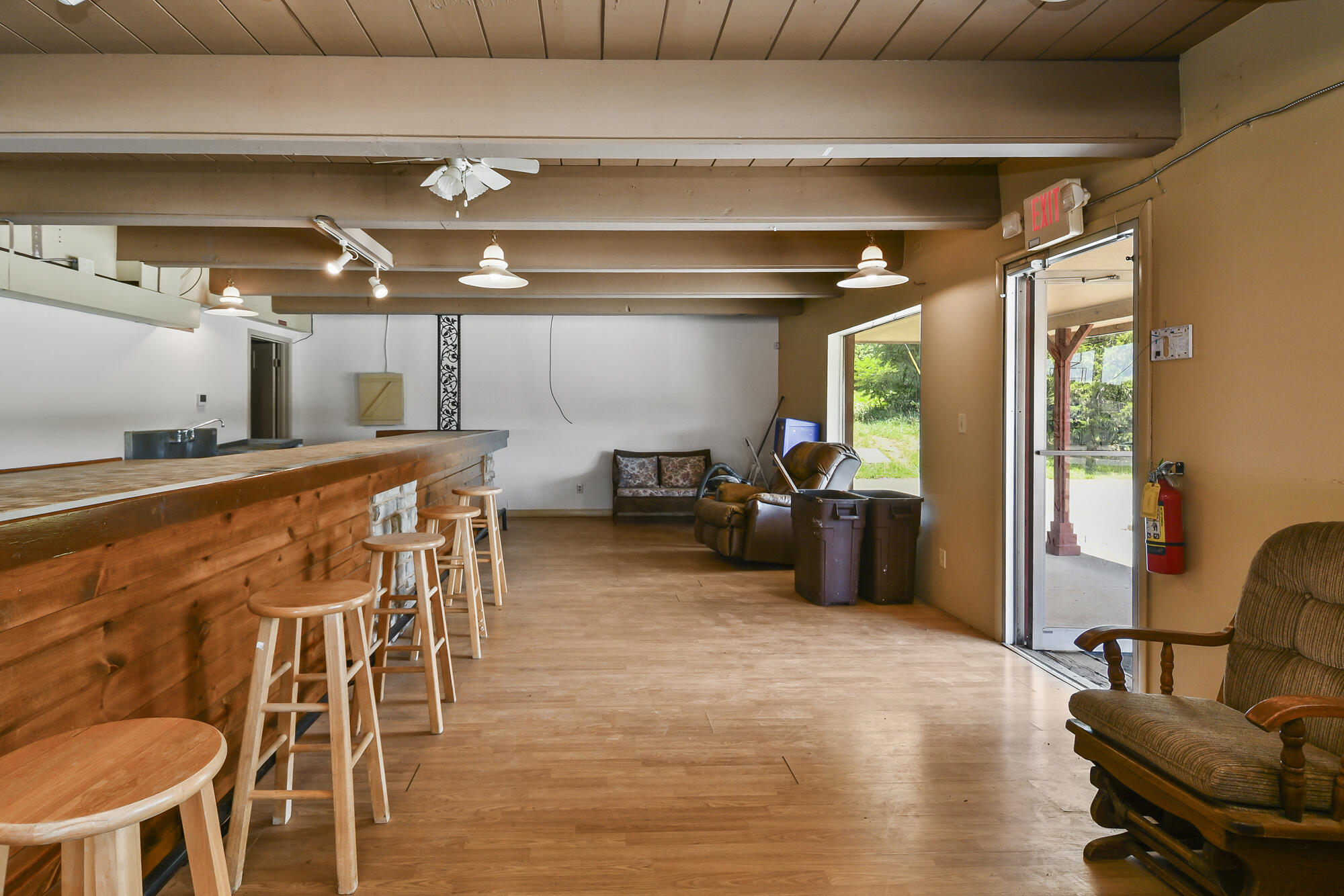 14981 Business 13 Property Photo 29