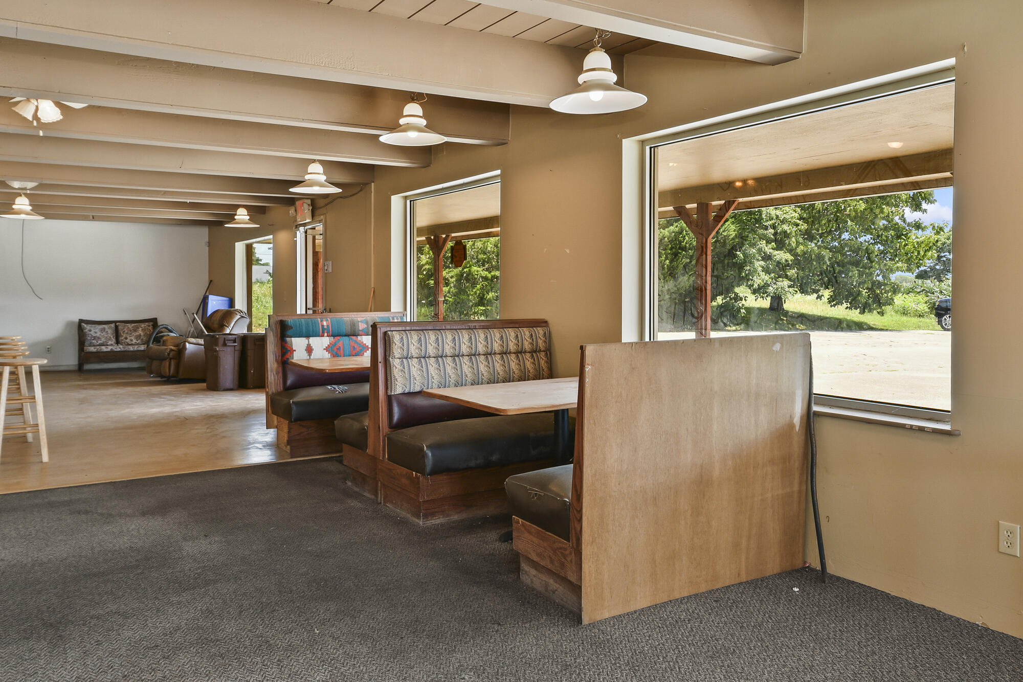 14981 Business 13 Property Photo 37