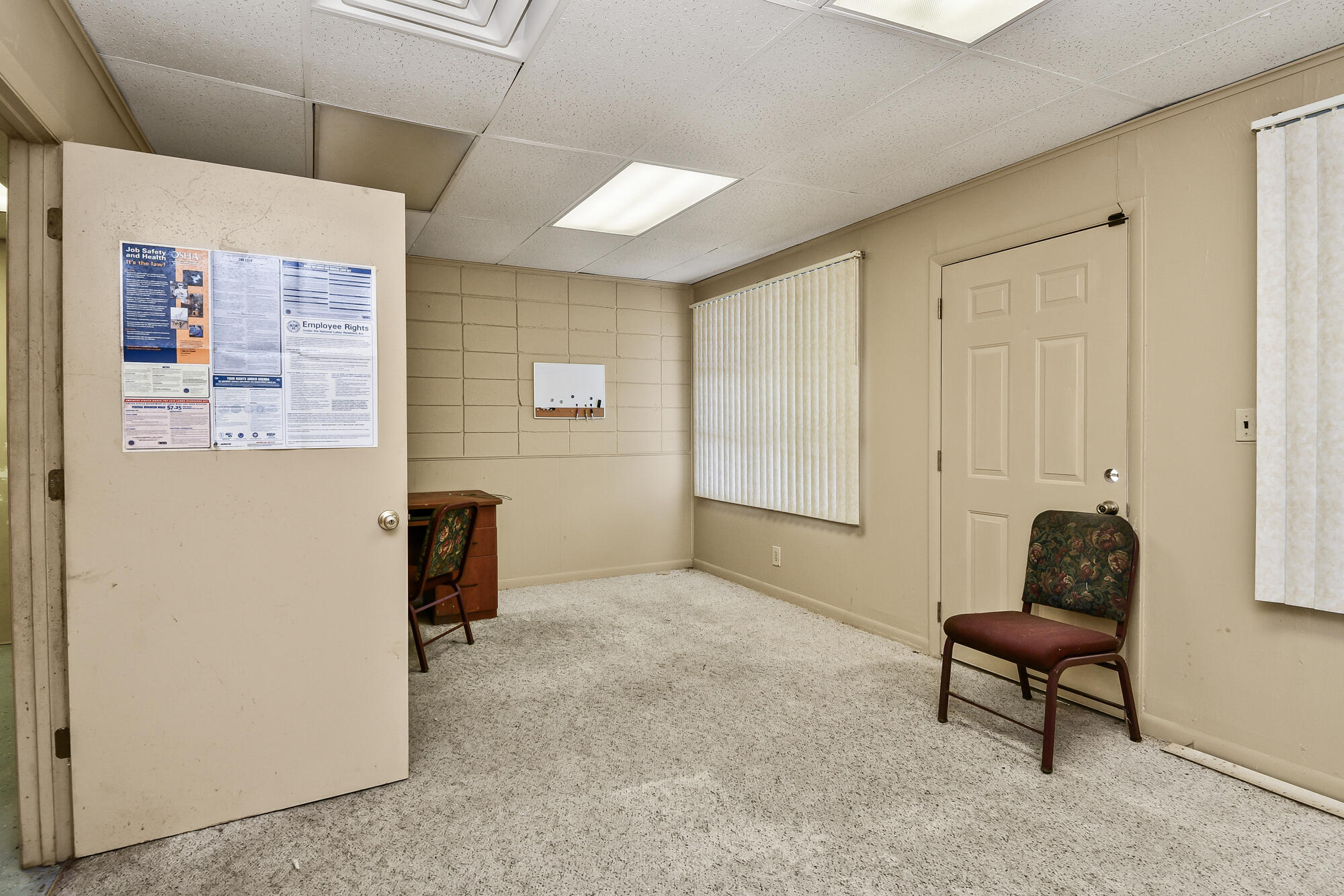 14981 Business 13 Property Photo 43