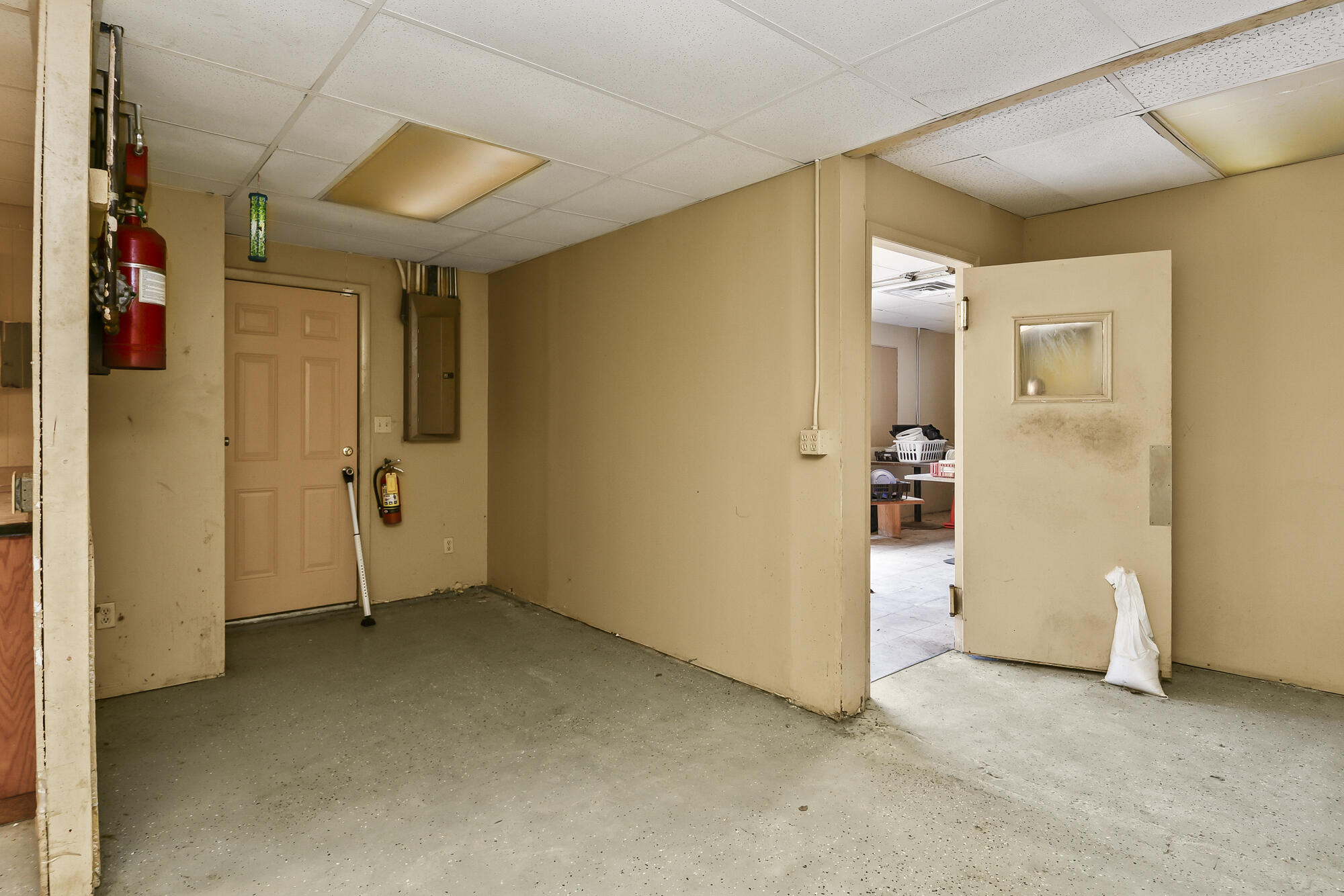 14981 Business 13 Property Photo 53