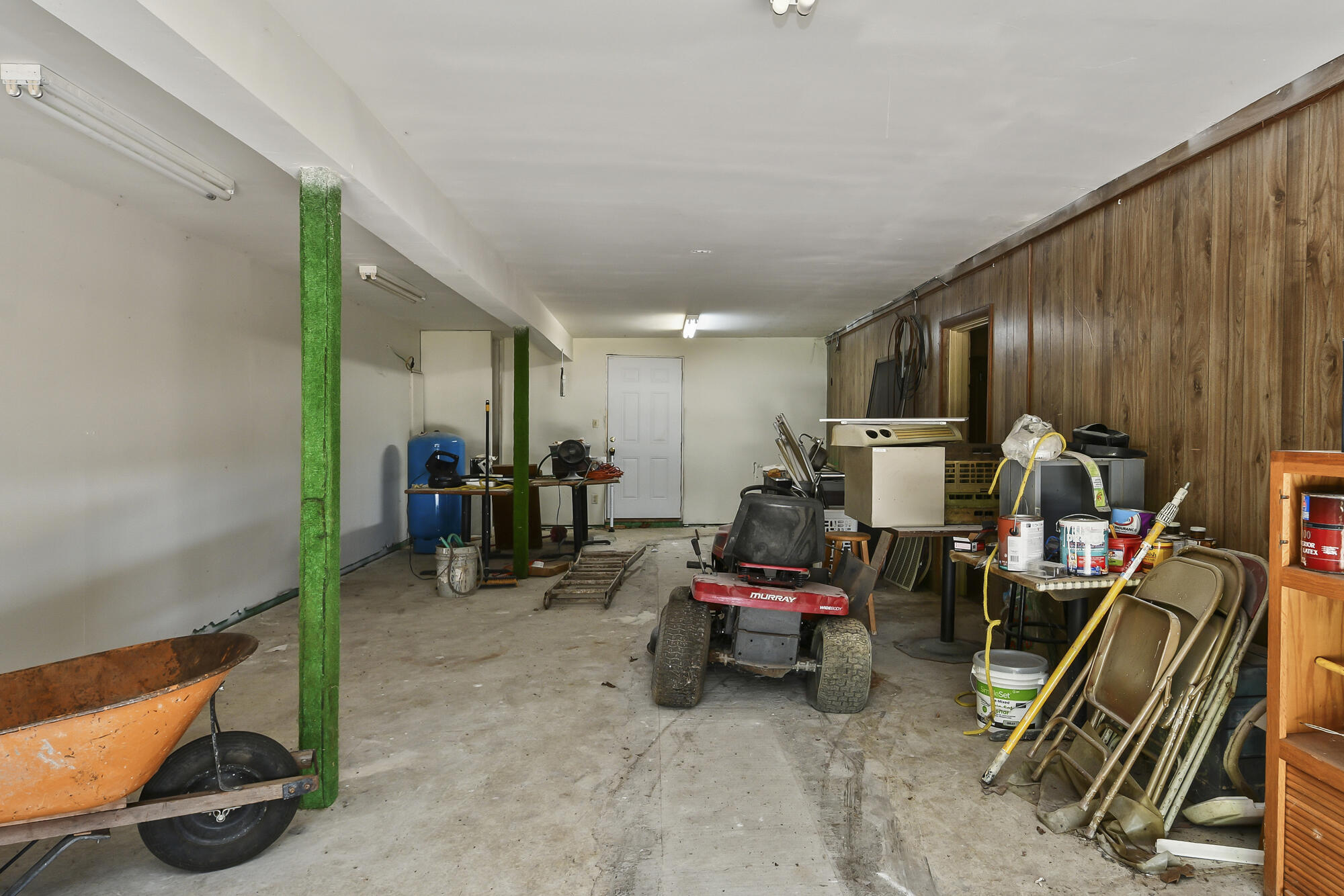14981 Business 13 Property Photo 63