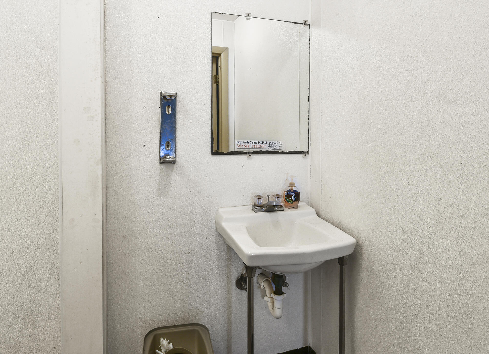 14981 Business 13 Property Photo 73