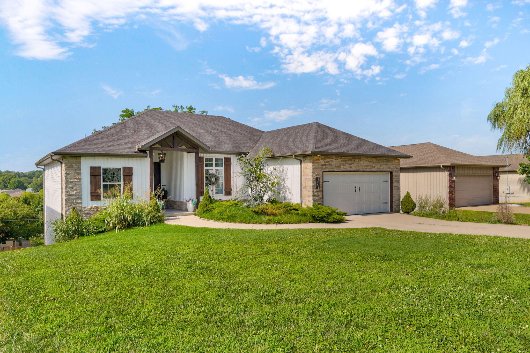 1601 East Fairwind Property Photo 47