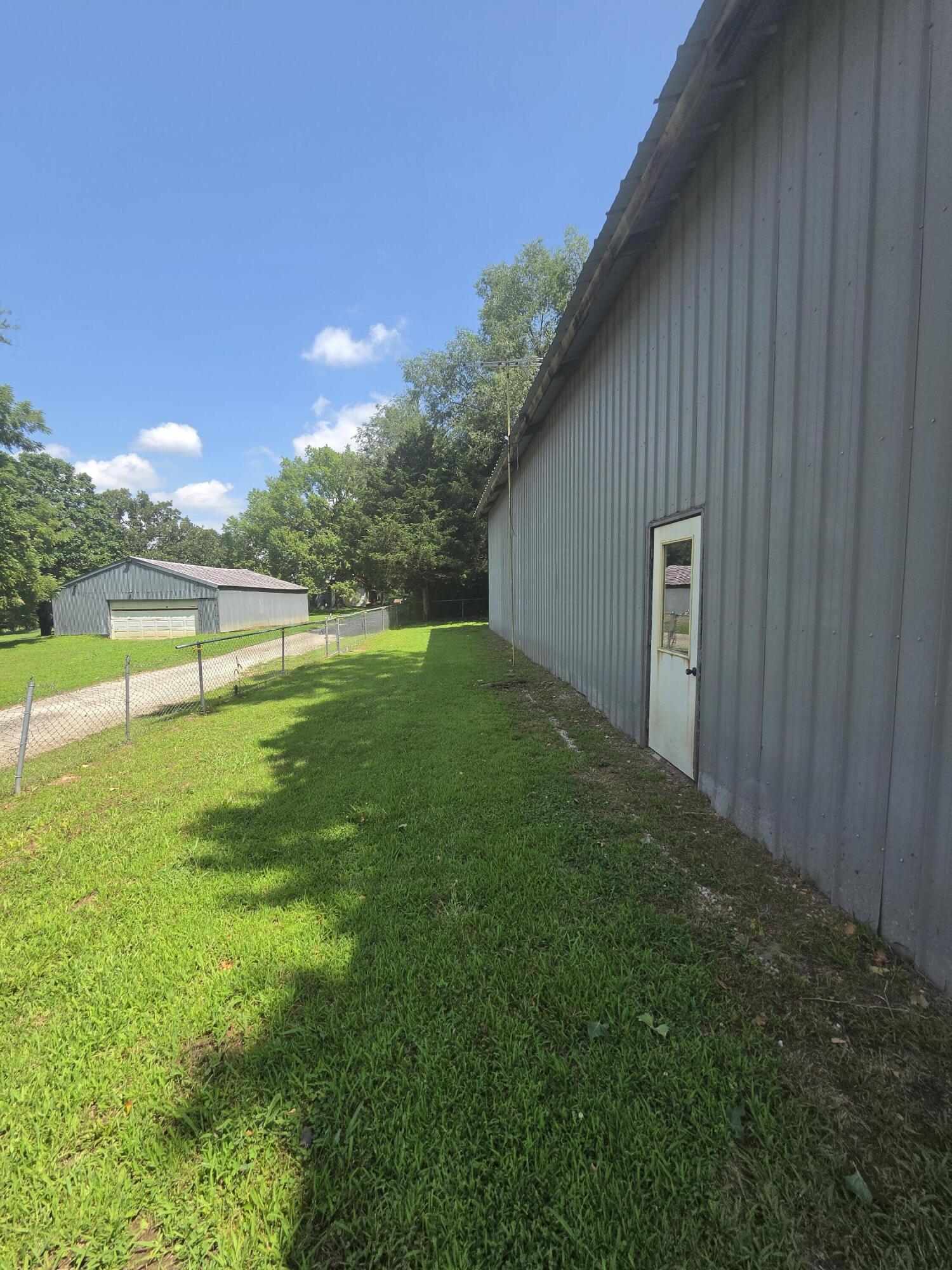 60327957 Property Photo 4