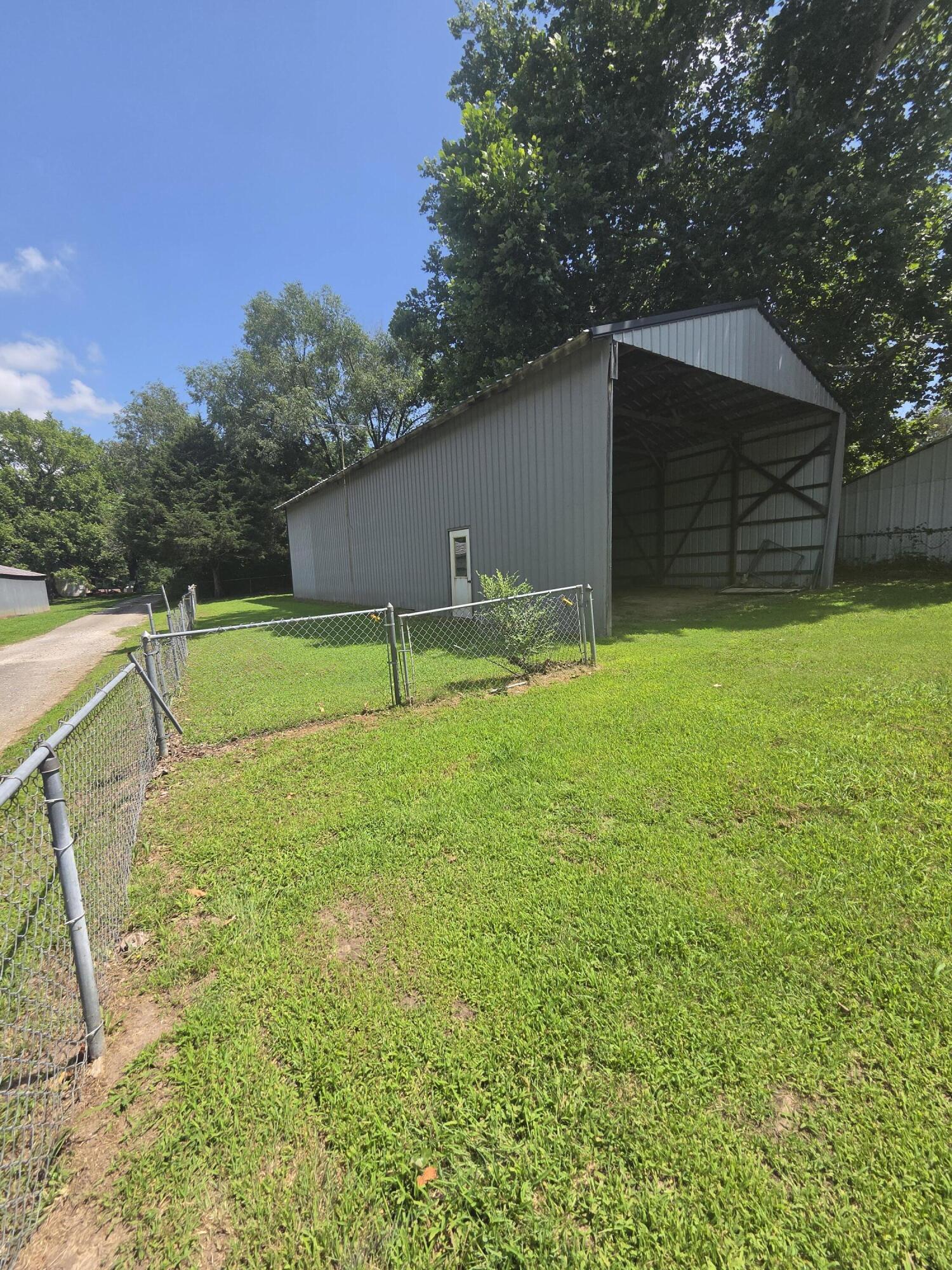 60327957 Property Photo 5