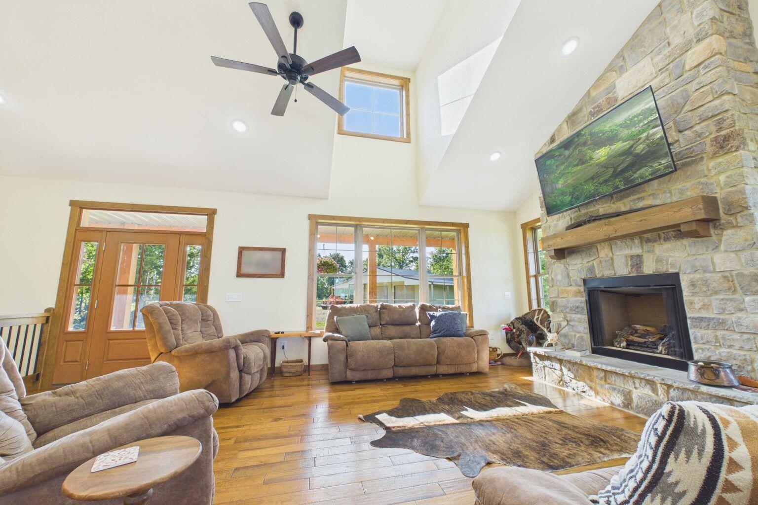 1230 County Road 606 Property Photo 3
