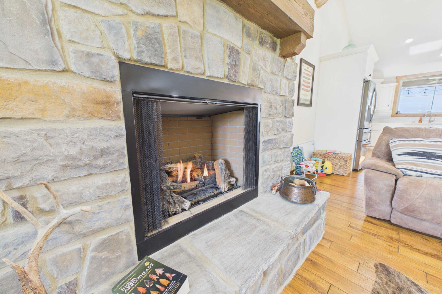 1230 County Road 606 Property Photo 5