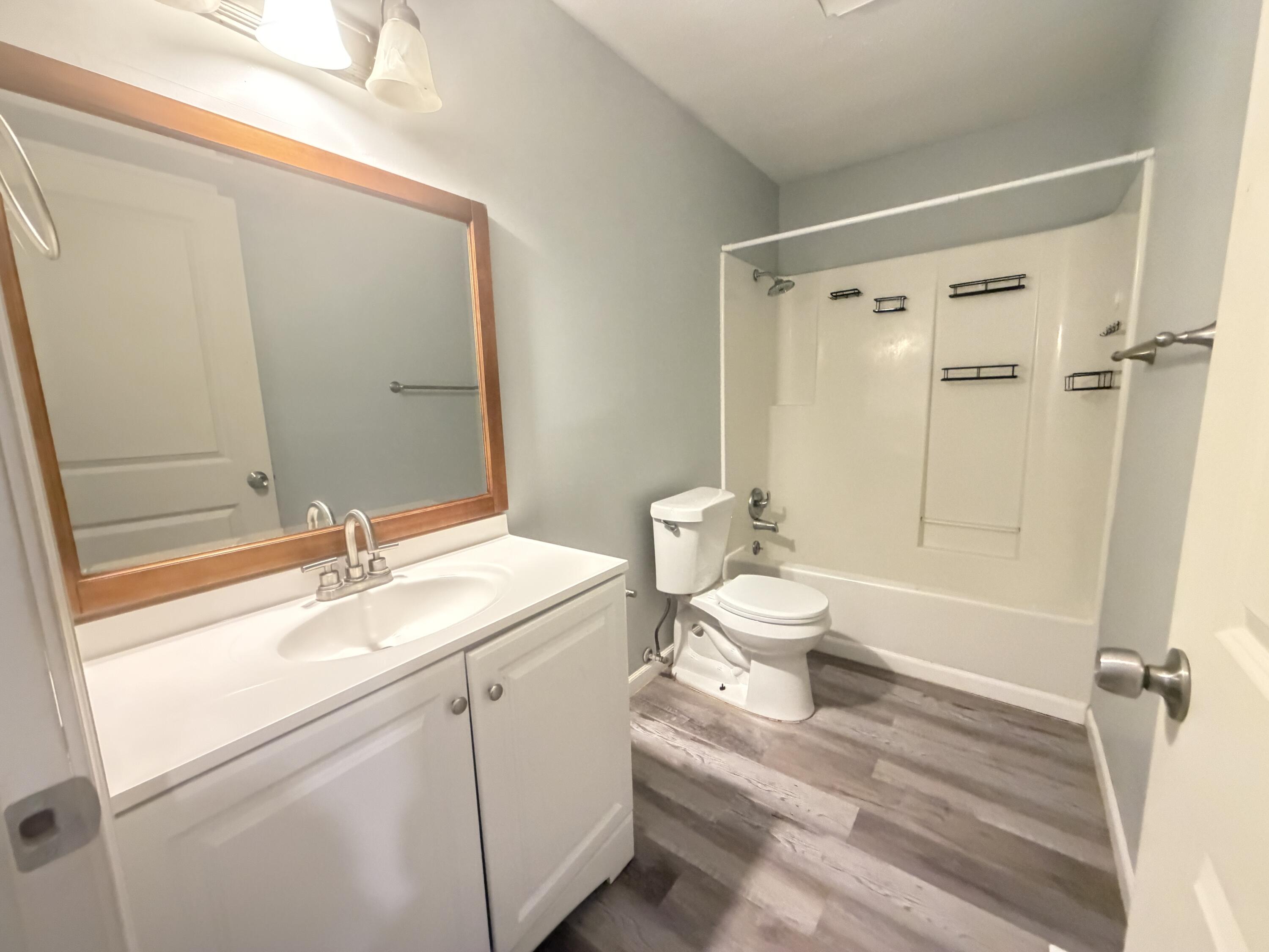 2208 Lynn Drive Property Photo 15