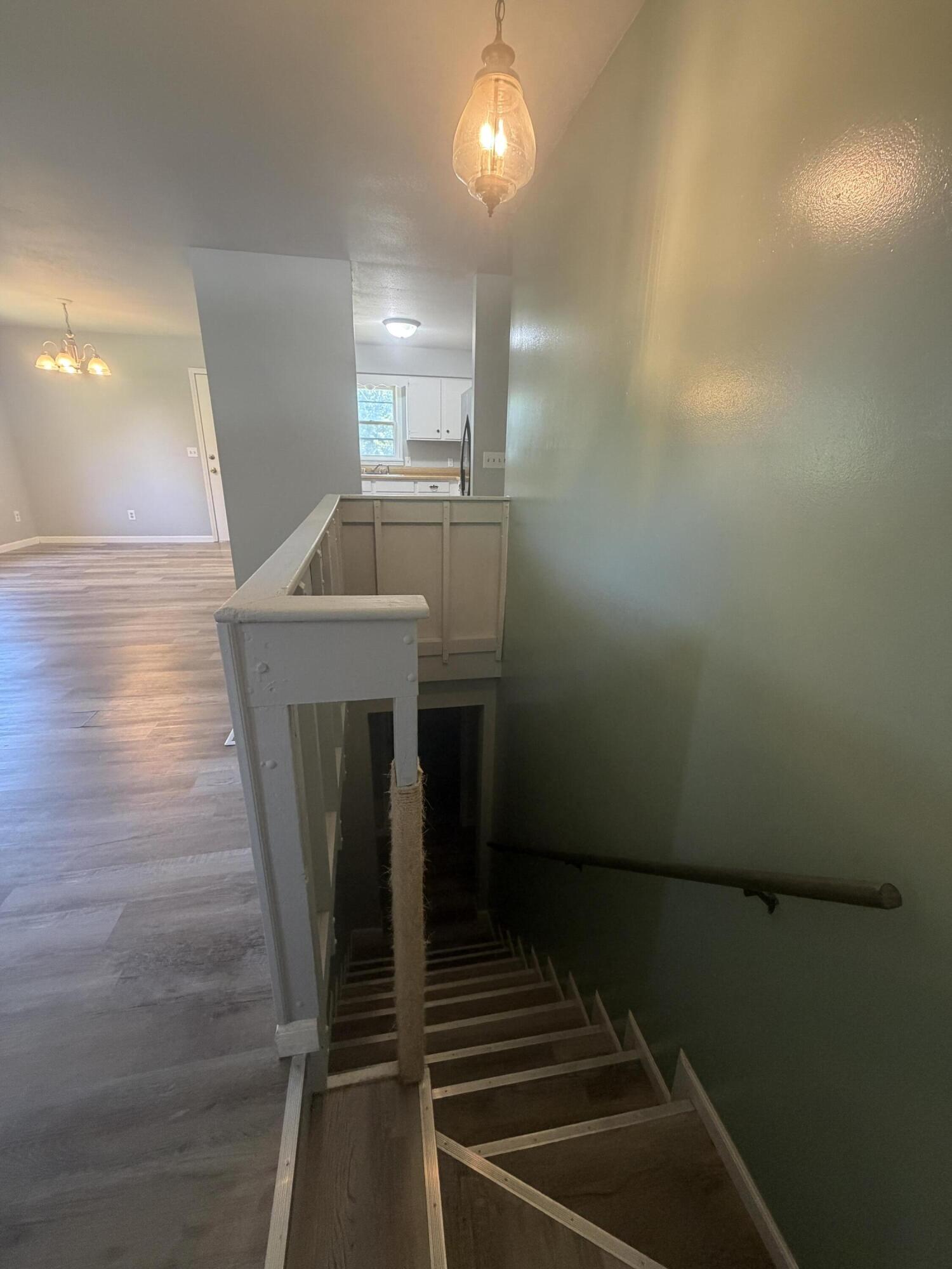 2208 Lynn Drive Property Photo 23