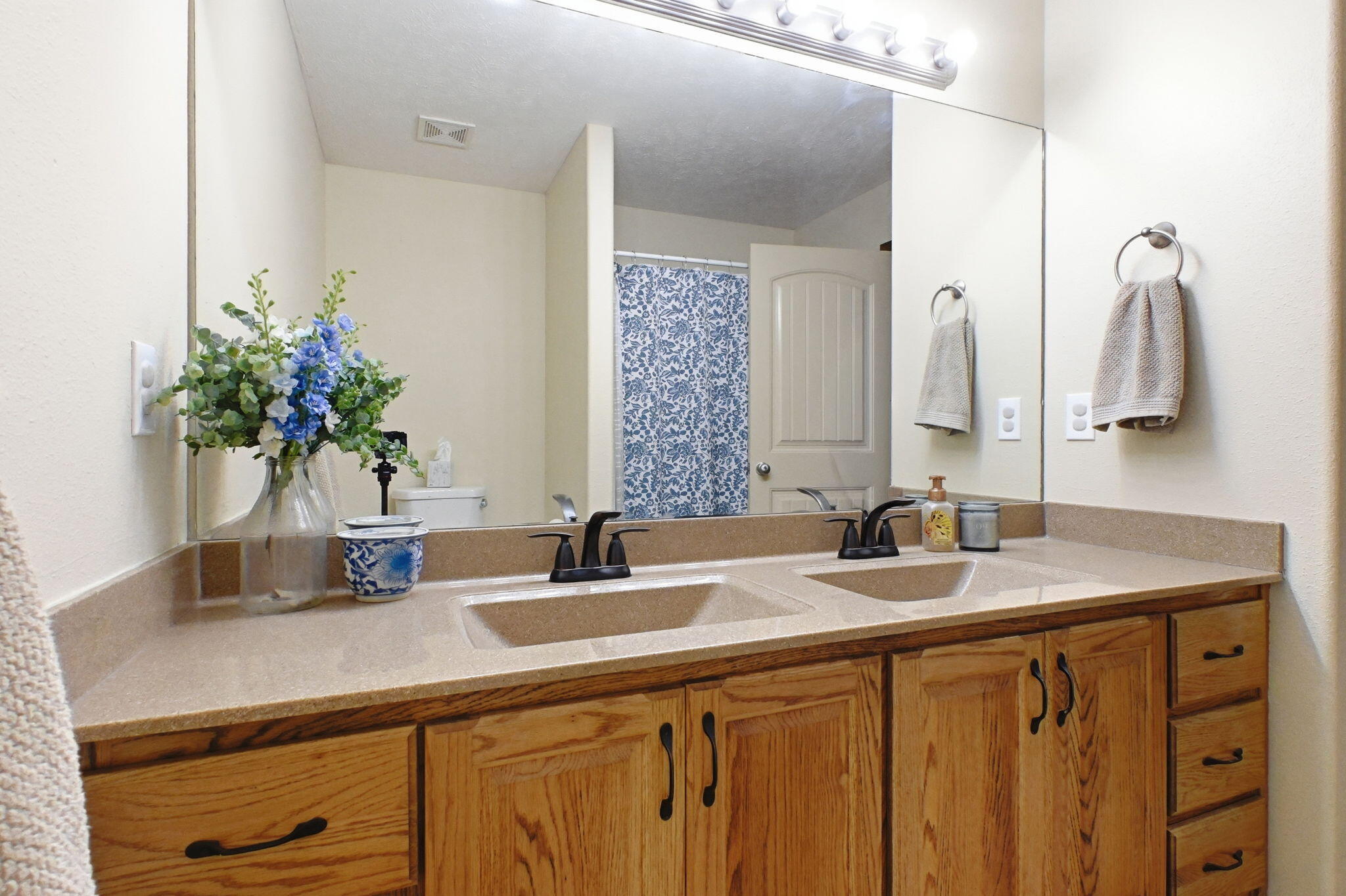 4780 Karlin Lane Property Photo 17