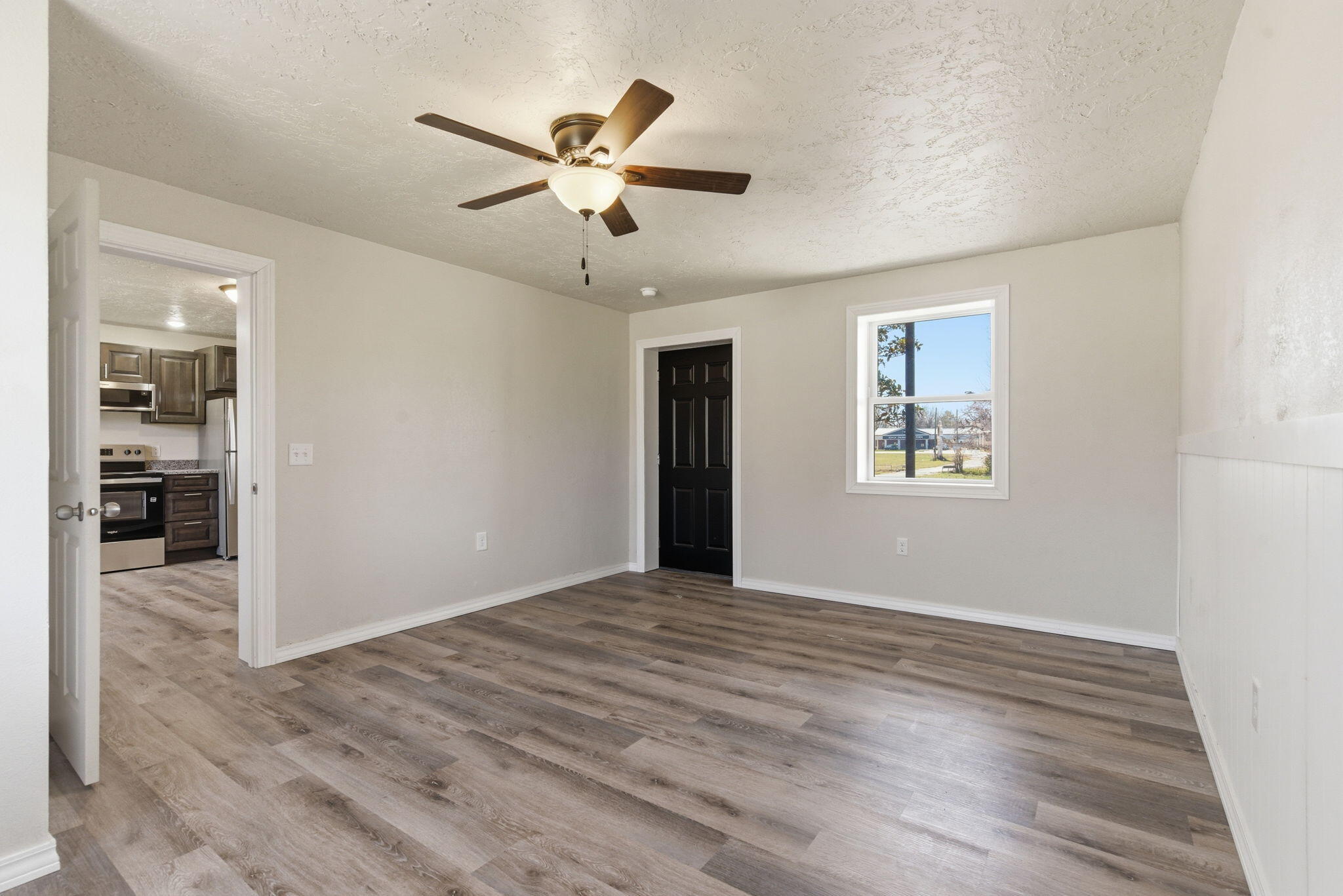 60327968 Property Photo 14