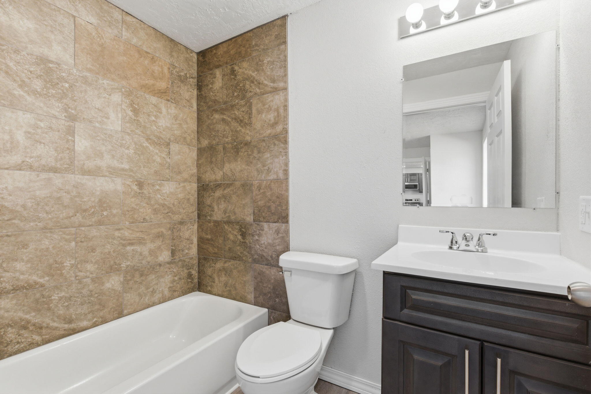 60327968 Property Photo 15