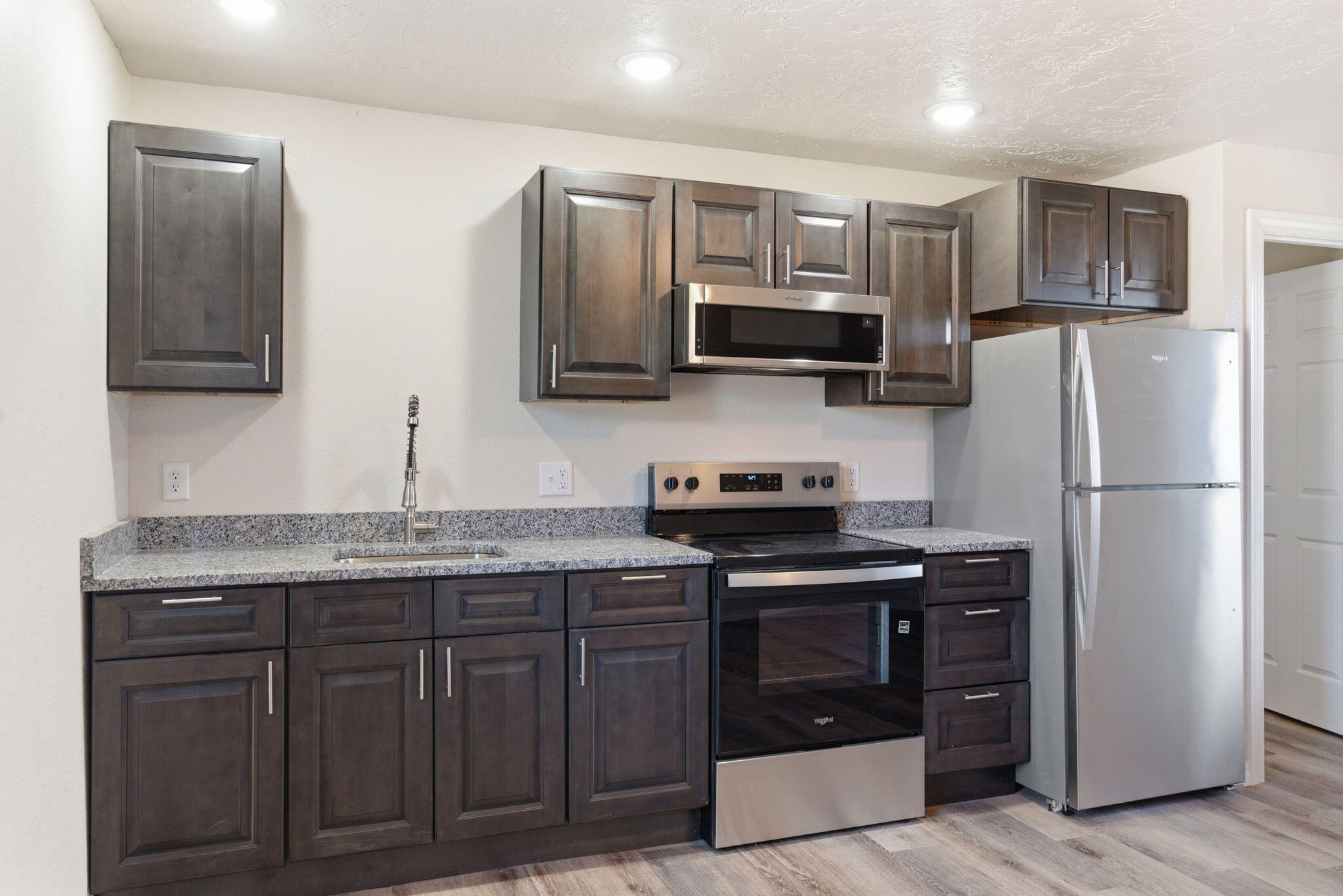 60327968 Property Photo 20
