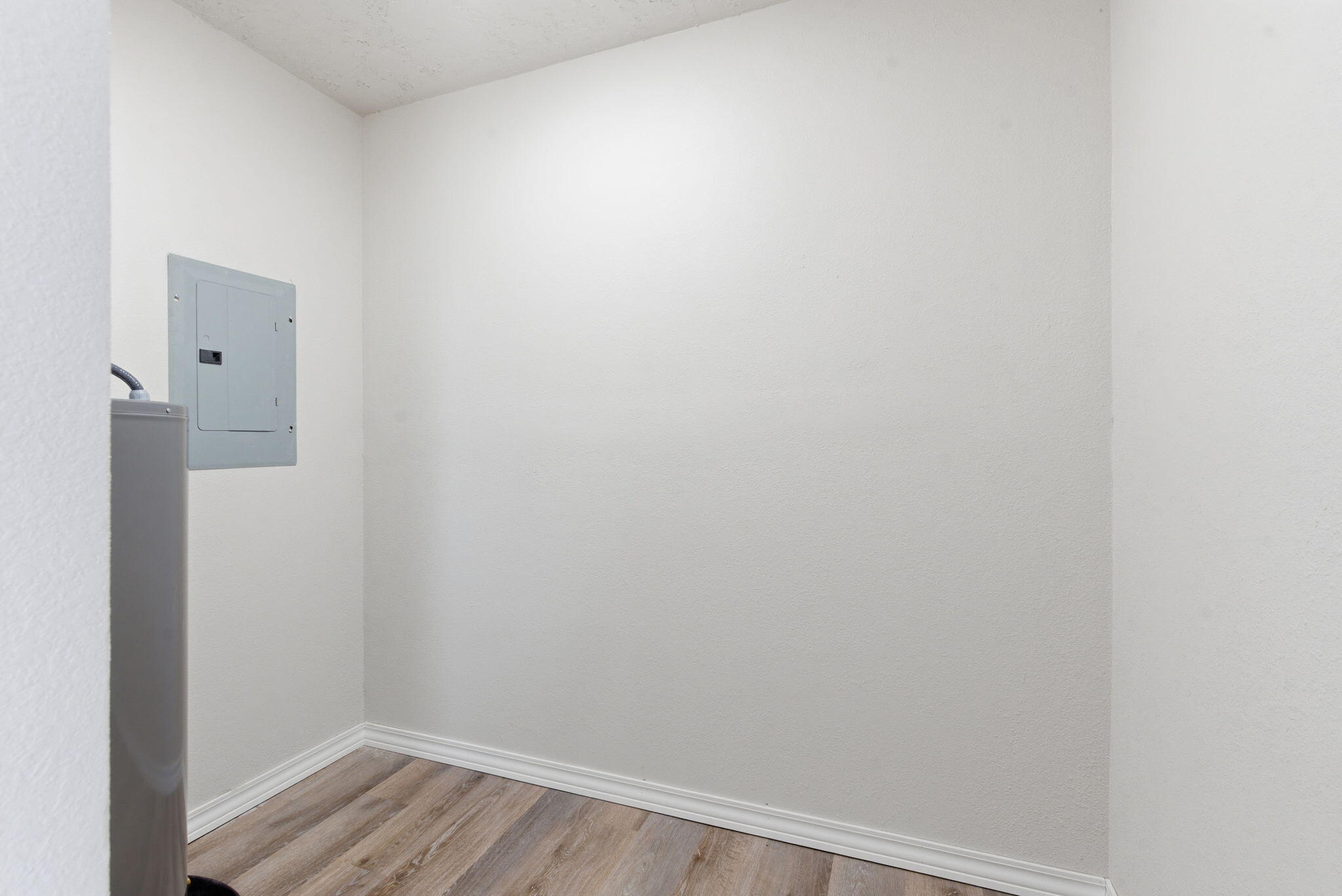 60327968 Property Photo 21