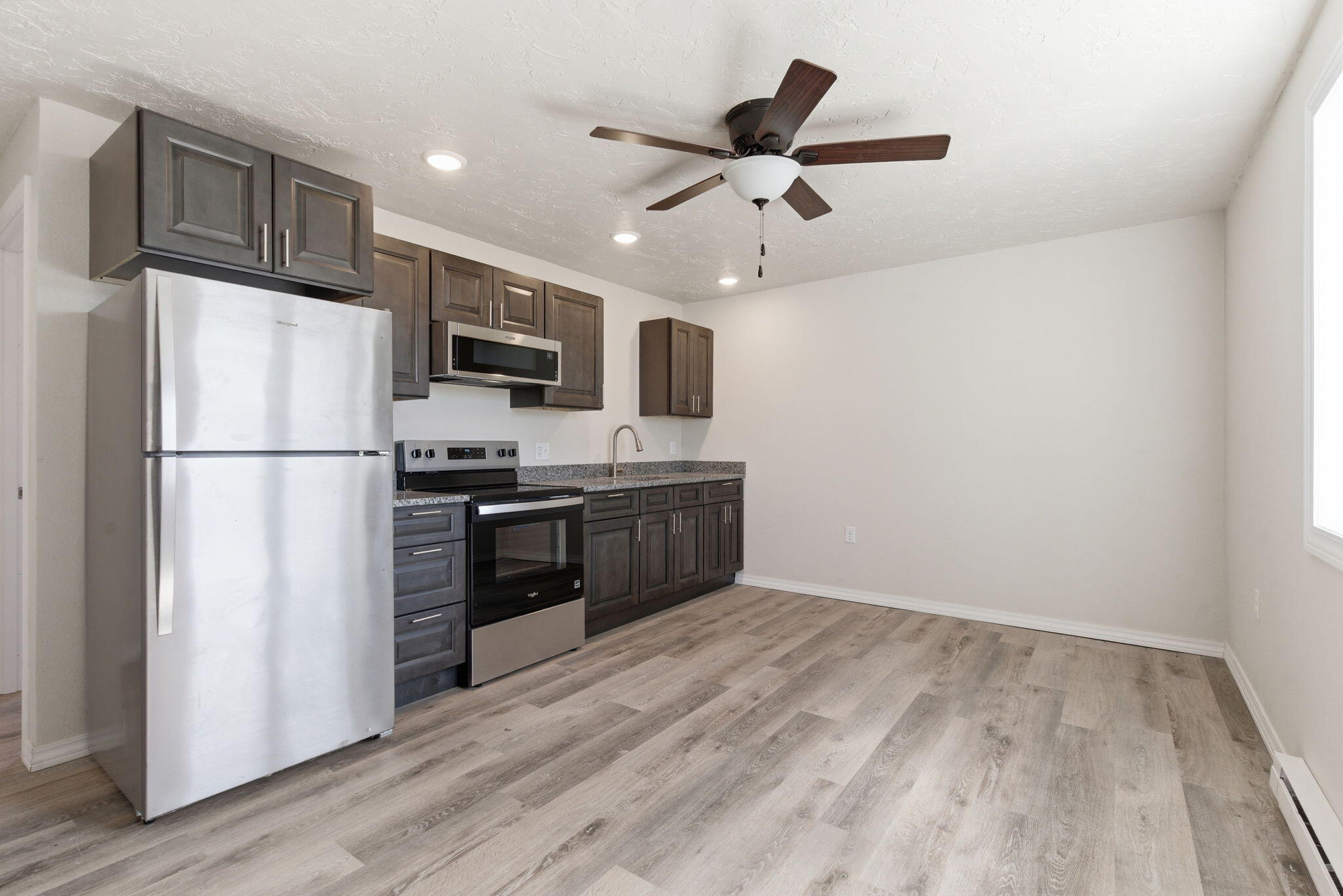 60327968 Property Photo 22