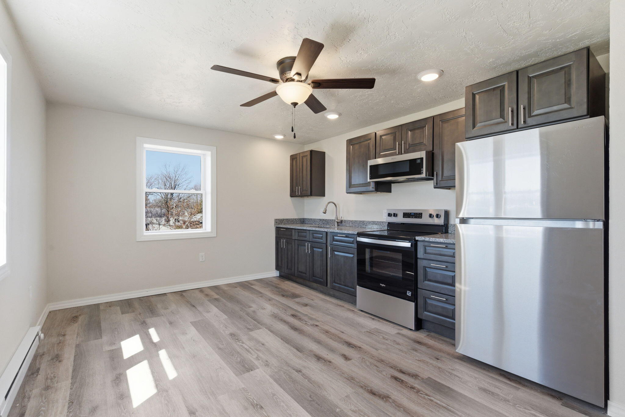 60327968 Property Photo 31