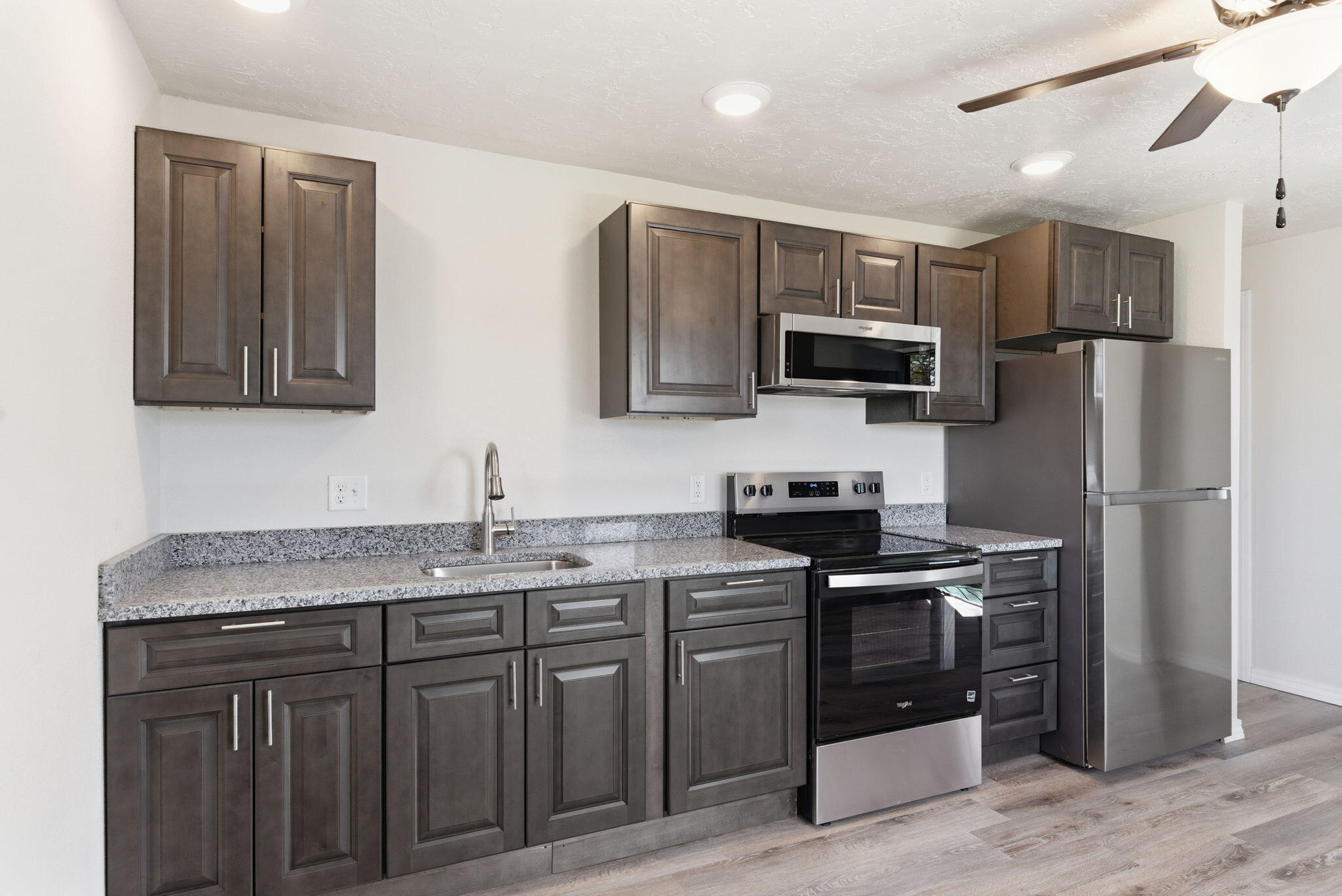 60327968 Property Photo 35