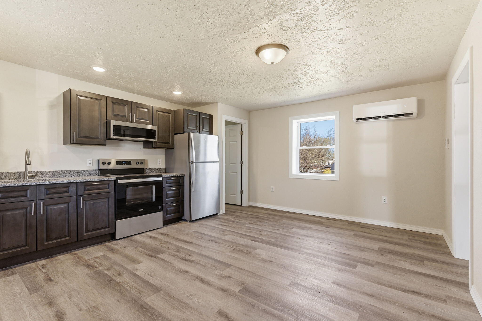 60327968 Property Photo 45
