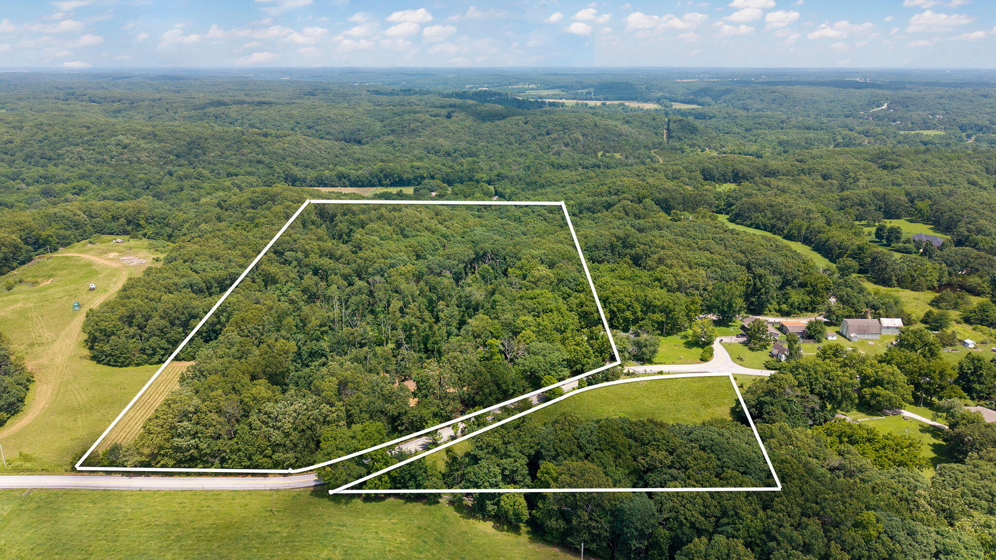 500 North Farm Rd 227 Property Photo 3