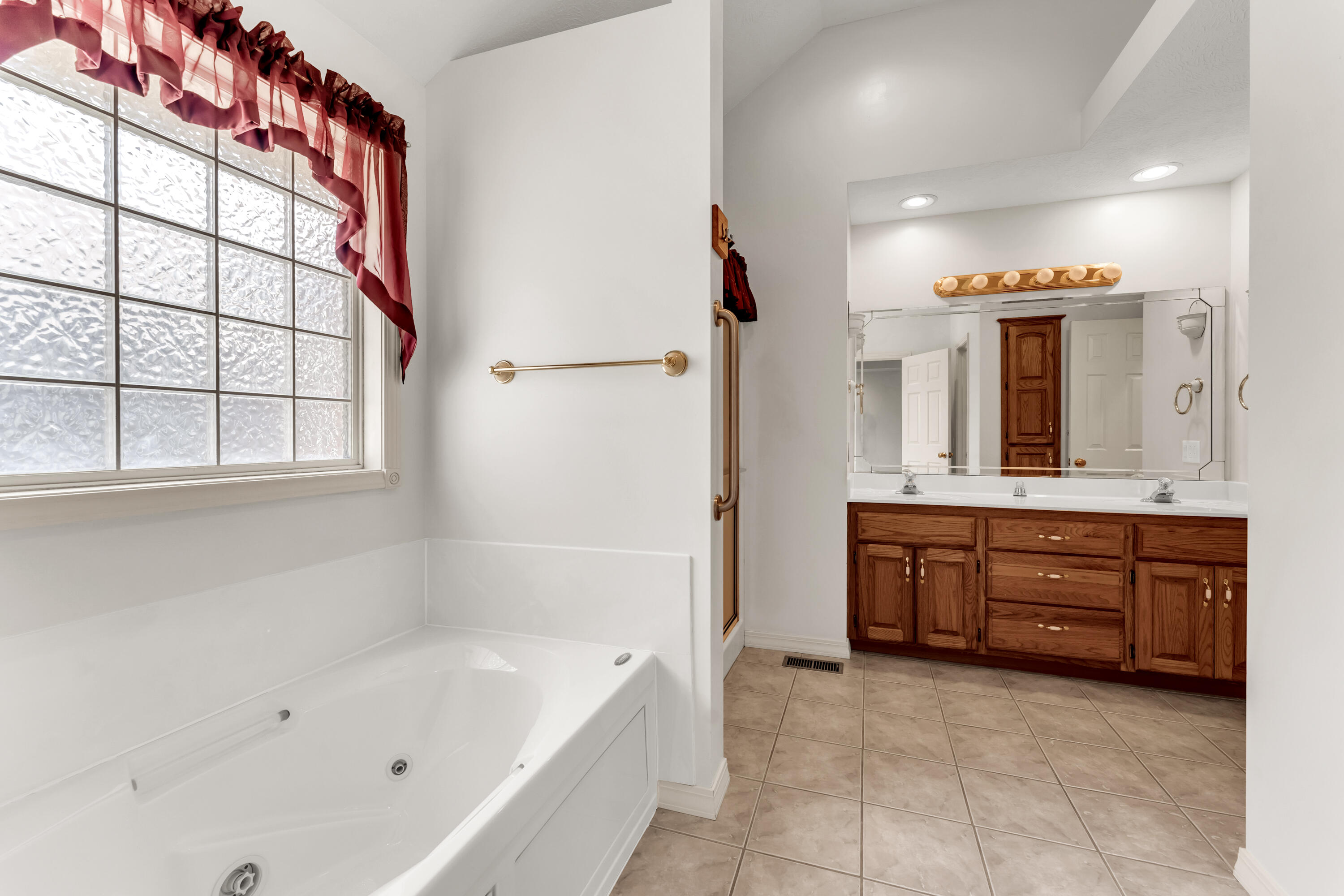 3755 West Eaglecrest Street Property Photo 19