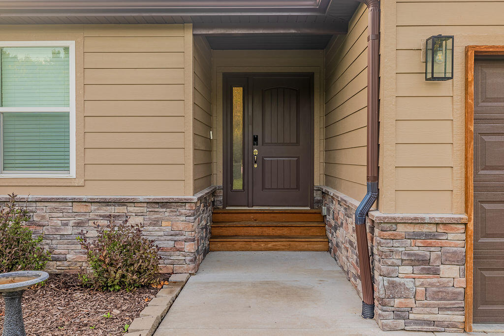 467 Emory Creek Boulevard Property Photo 2