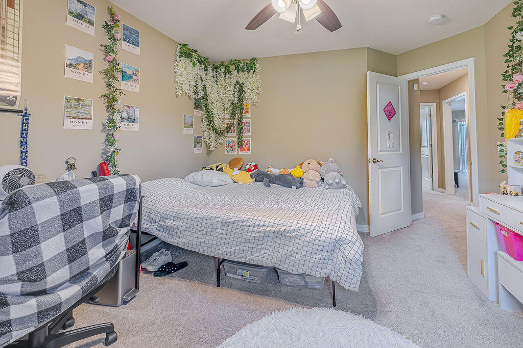 467 Emory Creek Boulevard Property Photo 25