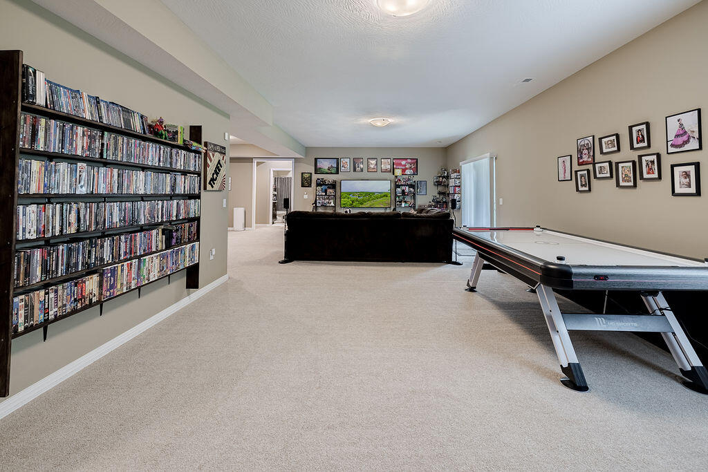 467 Emory Creek Boulevard Property Photo 29